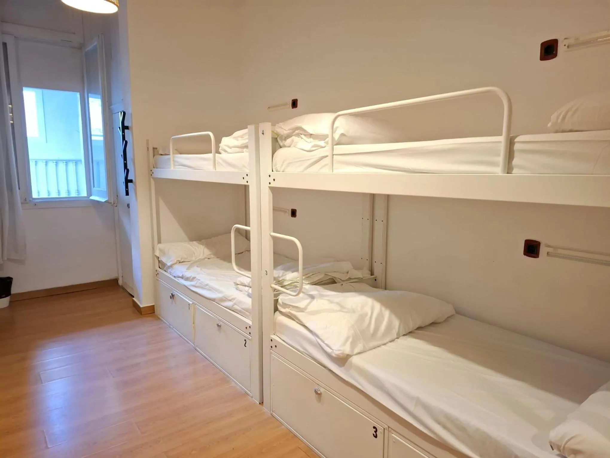 Bed in Mediterranean Hostel Barcelona