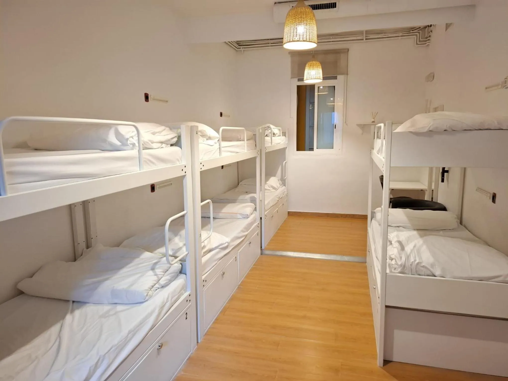 Bed in Mediterranean Hostel Barcelona