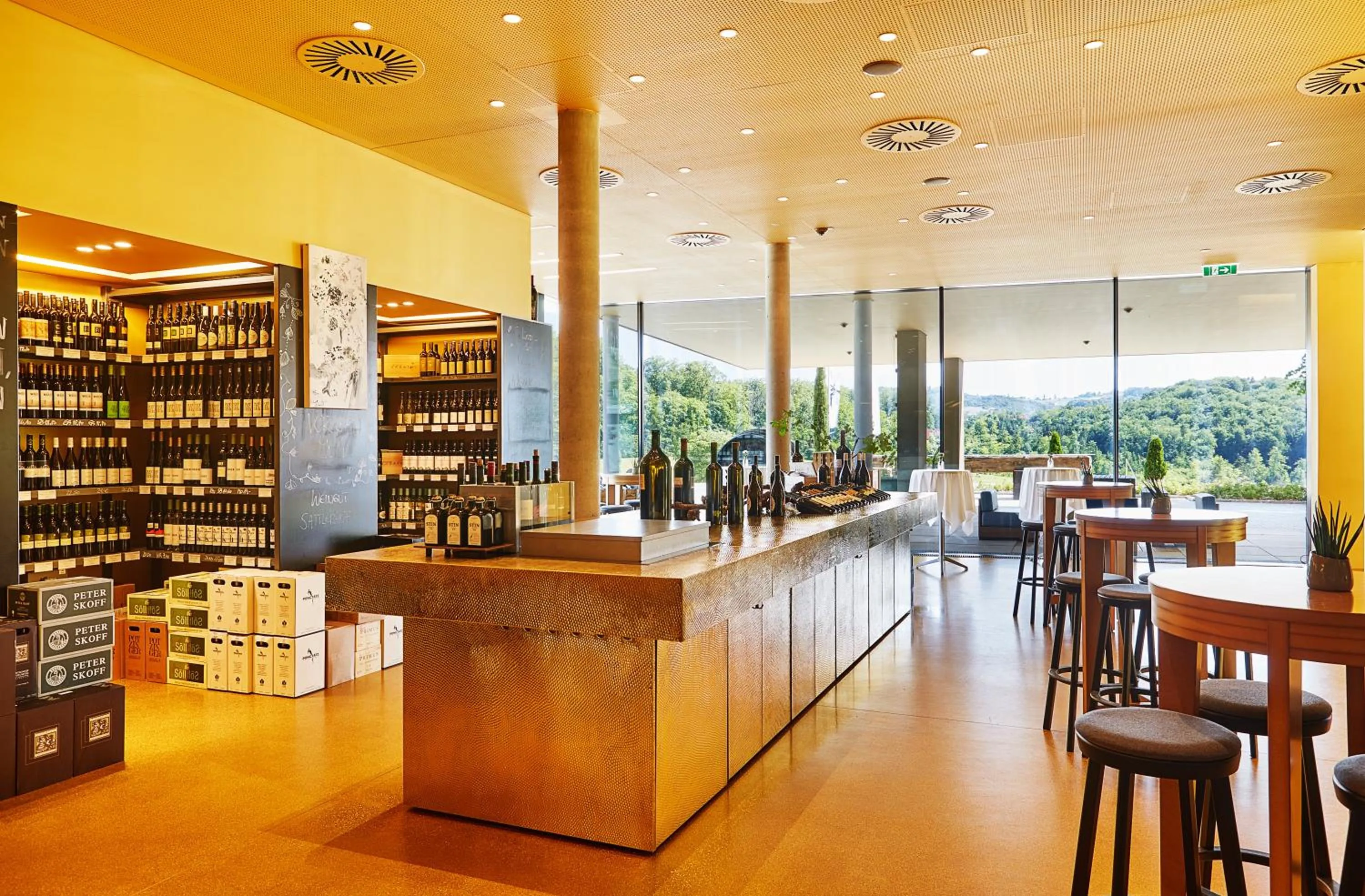 Lounge or bar in LOISIUM Wine & Spa Hotel Südsteiermark