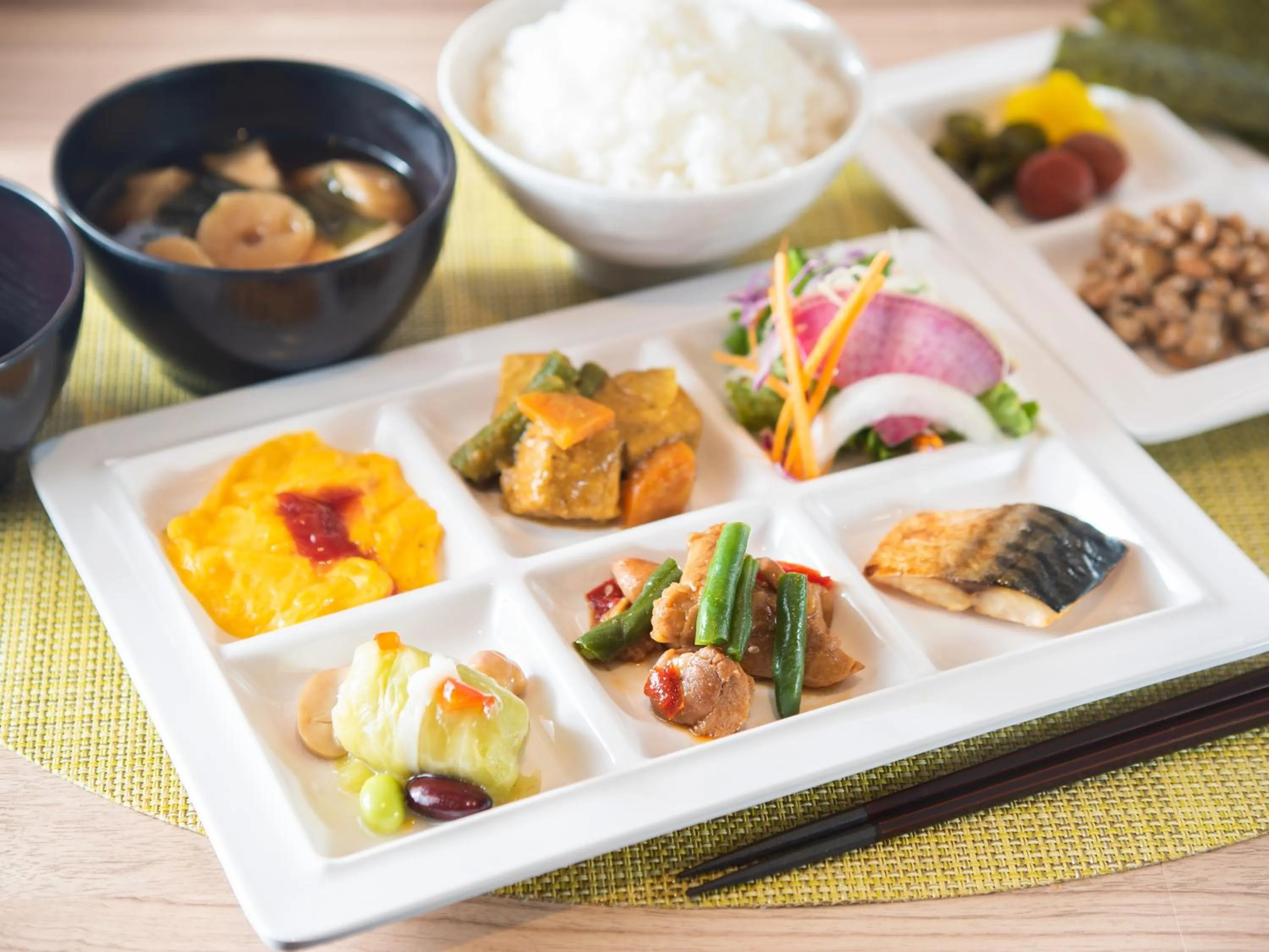 Buffet breakfast in Super Hotel Tokyo Shiba