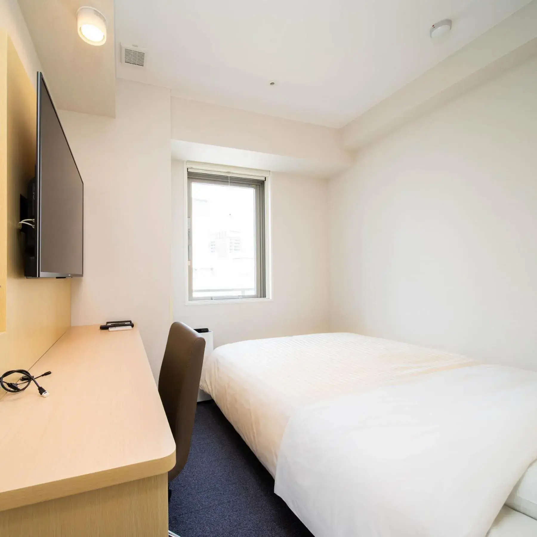 Photo of the whole room, Bed in Super Hotel Tokyo Shiba Photo of the whole room, Bed in Super Hotel Tokyo Shiba