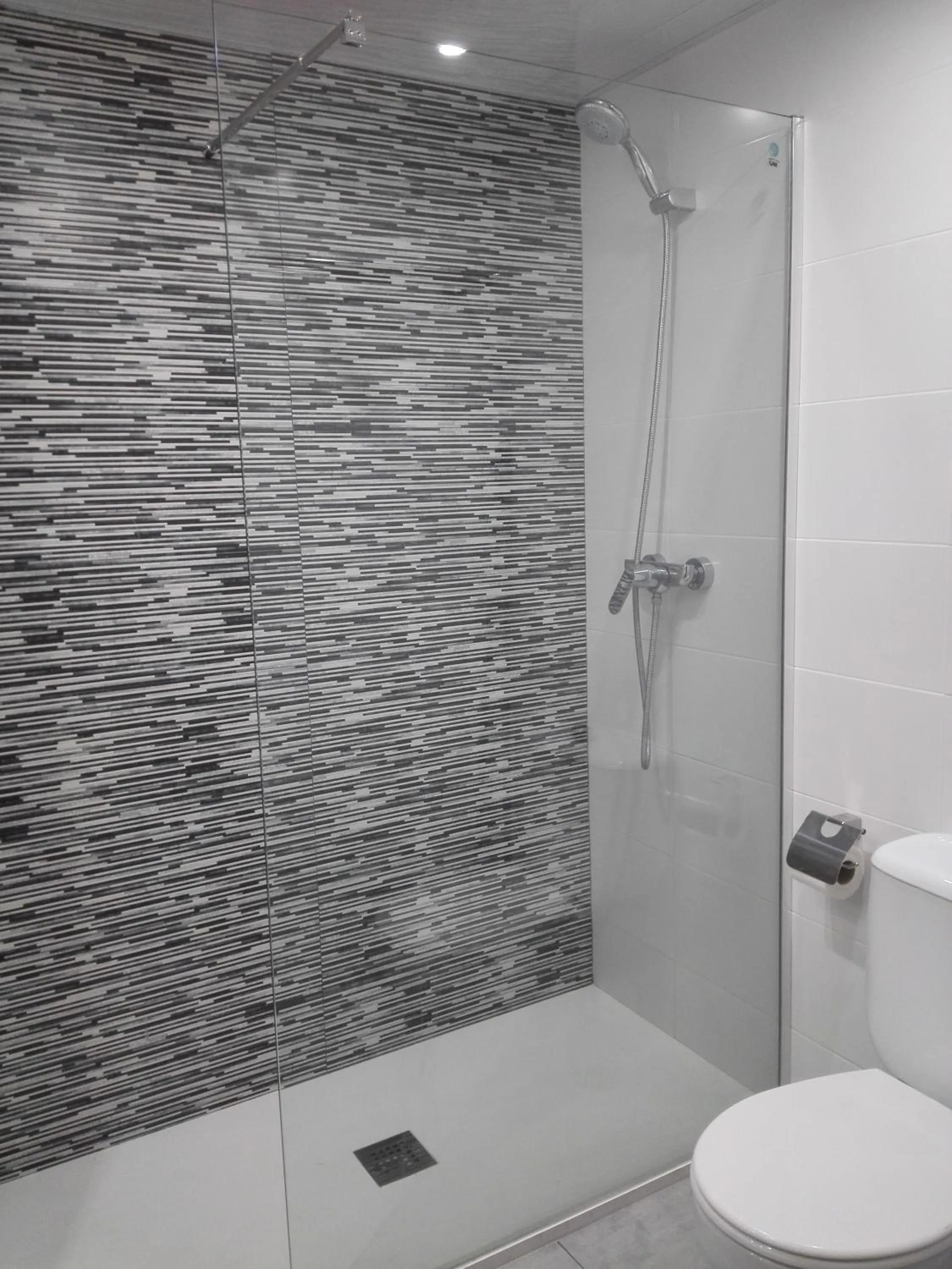 Bathroom in Aparthotel Las Mariposas