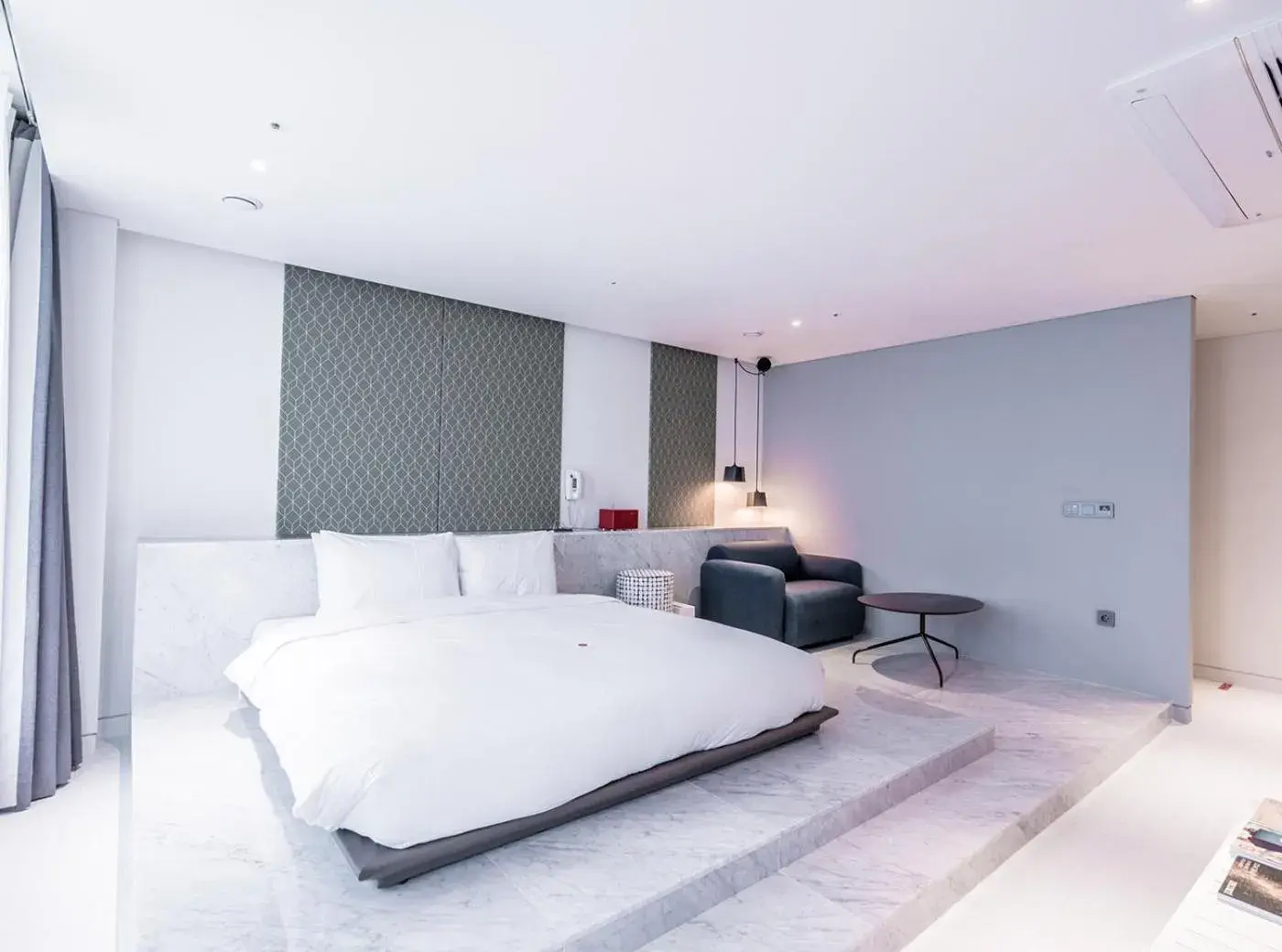 Bed in Patio 7 Bed in Patio 7