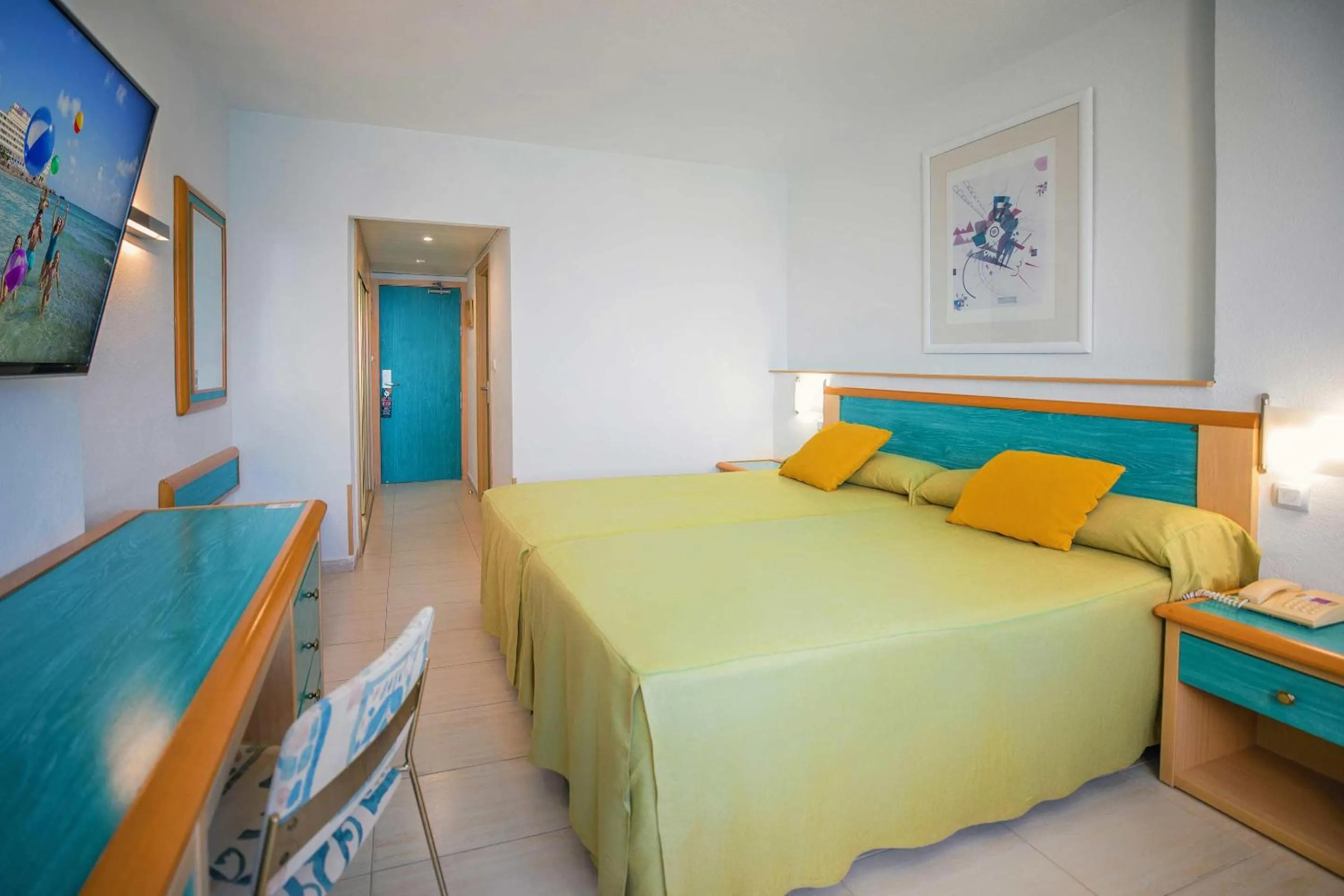 Photo of the whole room, Bed in Hotel Servigroup Galua