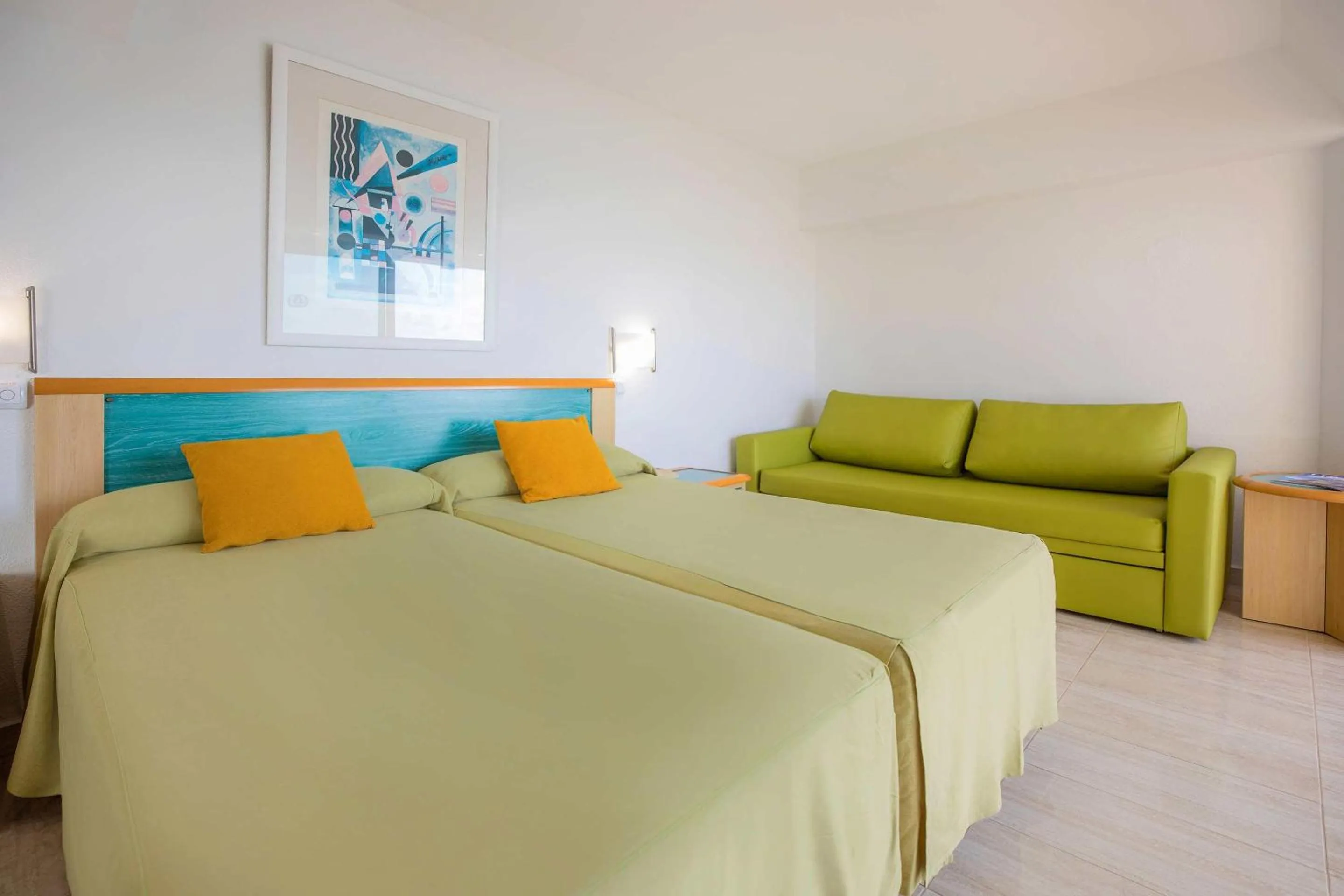 Photo of the whole room, Bed in Hotel Servigroup Galua