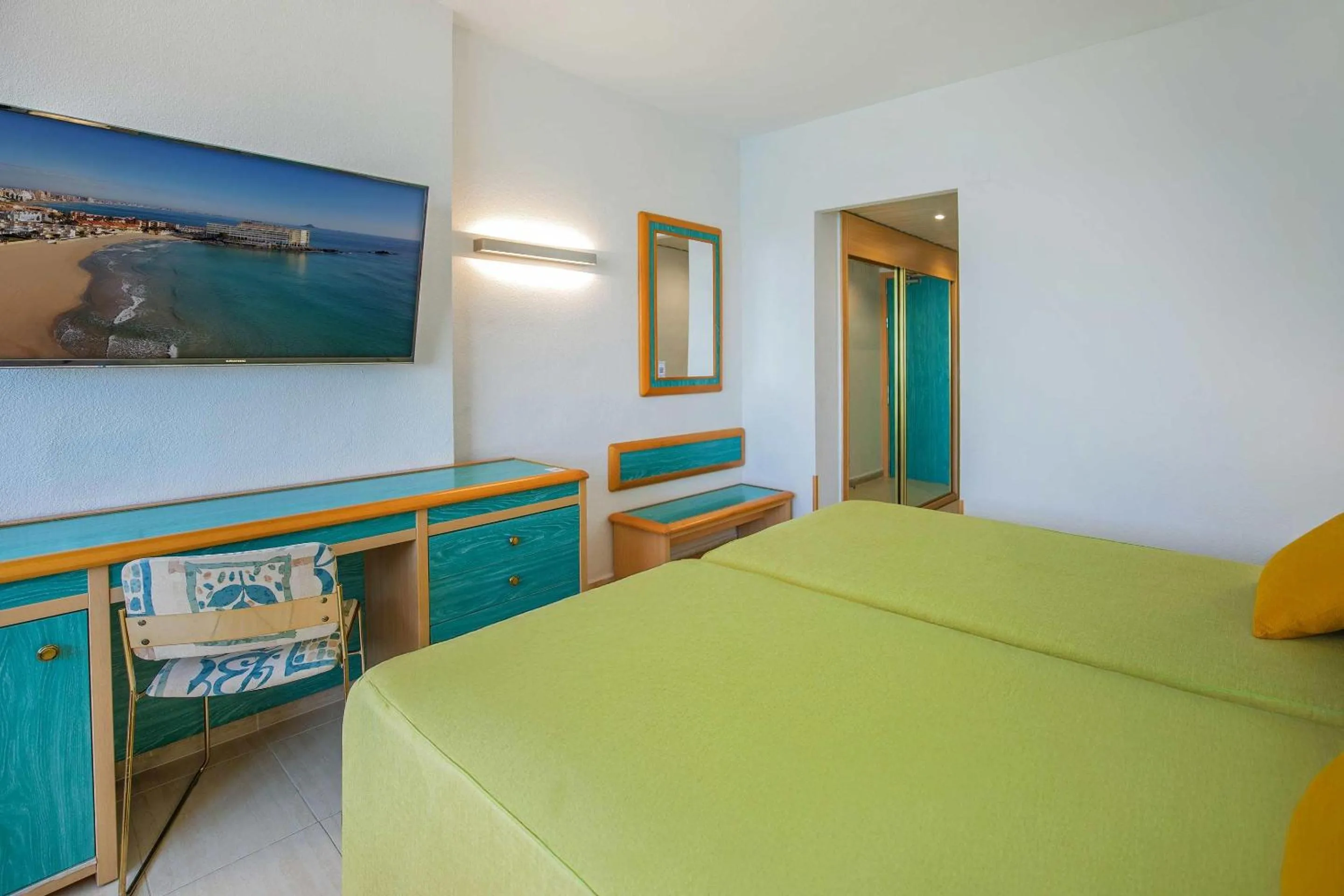 Photo of the whole room, Bed in Hotel Servigroup Galua