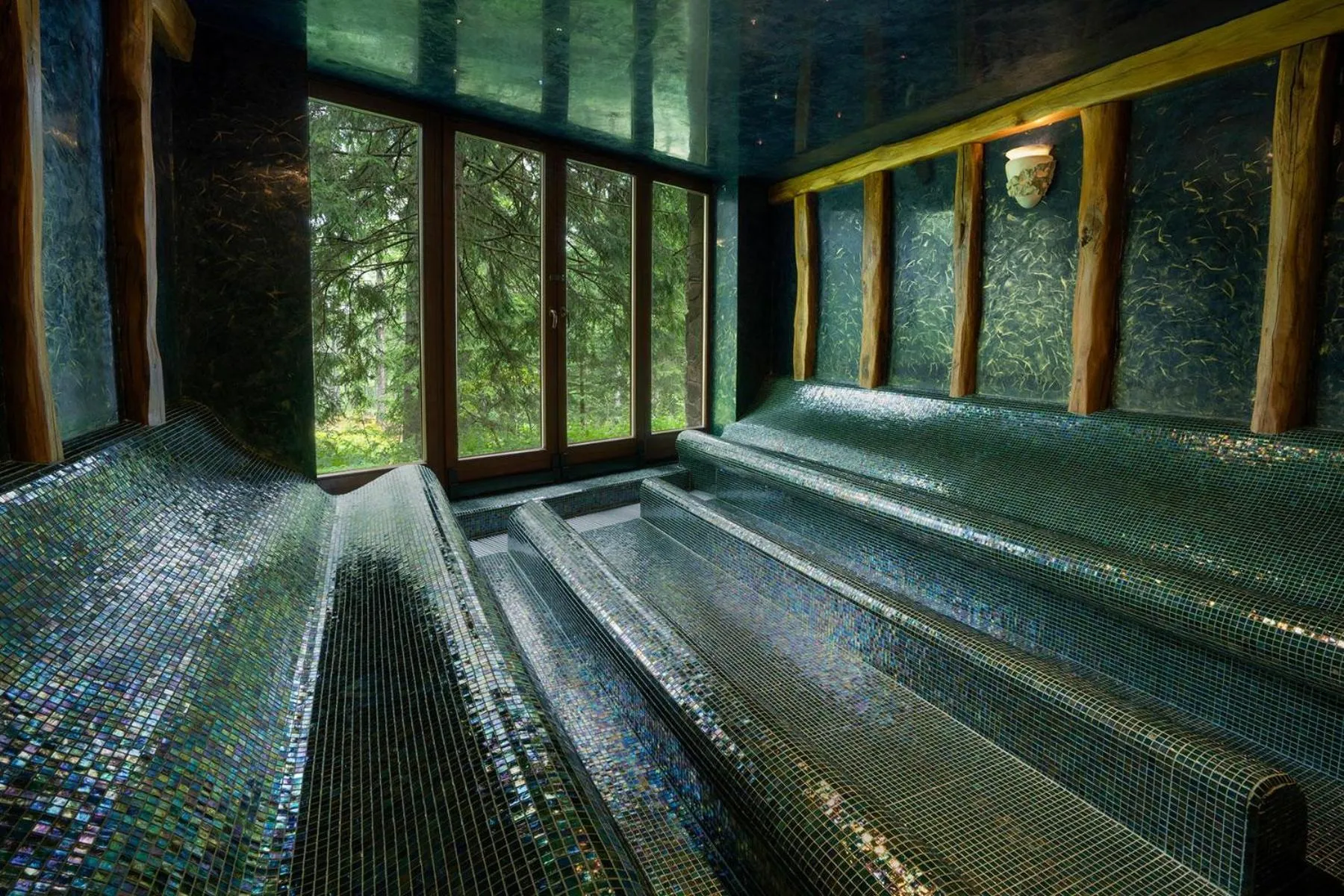 Spa and wellness centre/facilities in APLEND Wellness Hotel Borovica