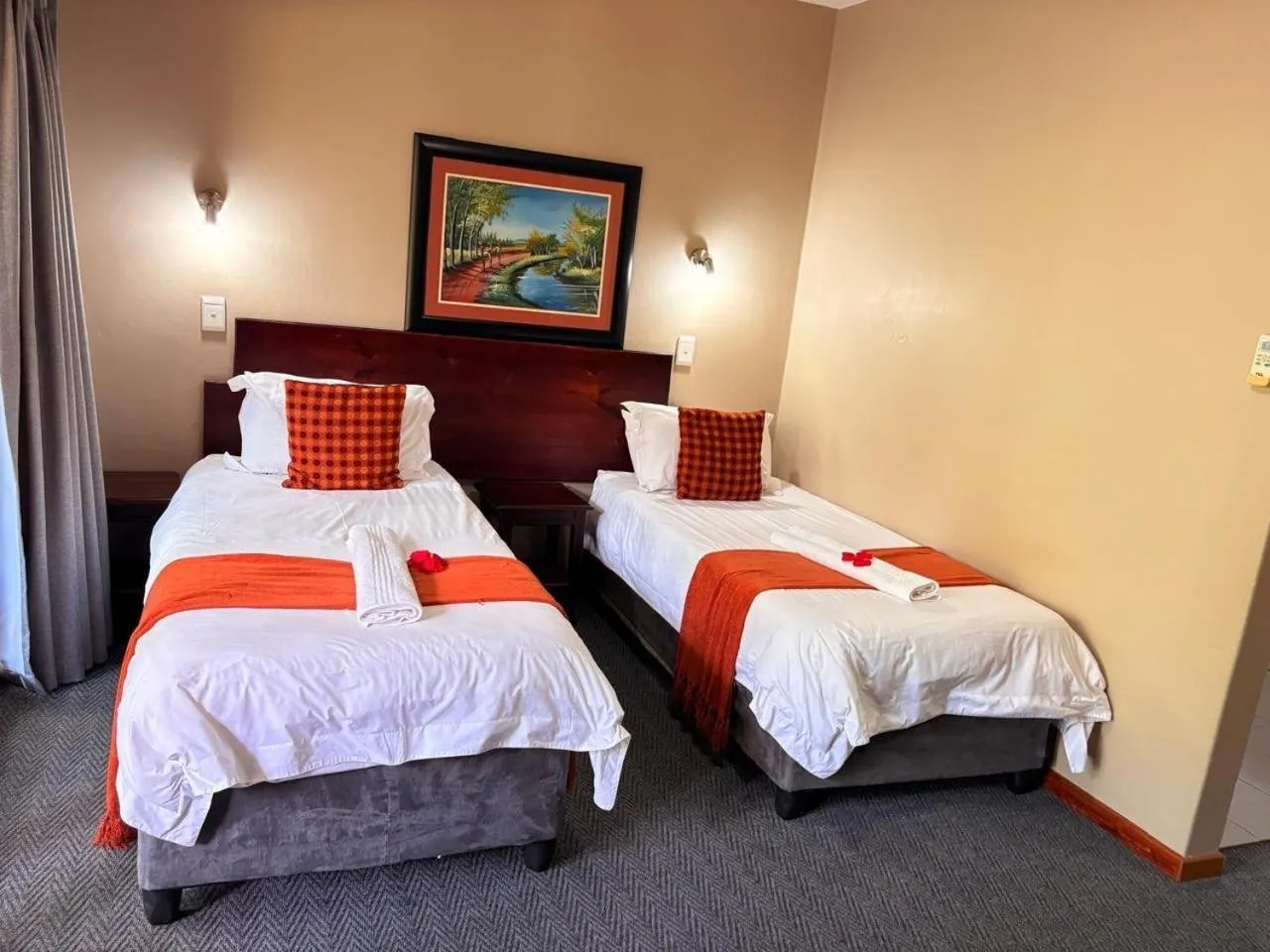 Bed in Rio Vista Lodge