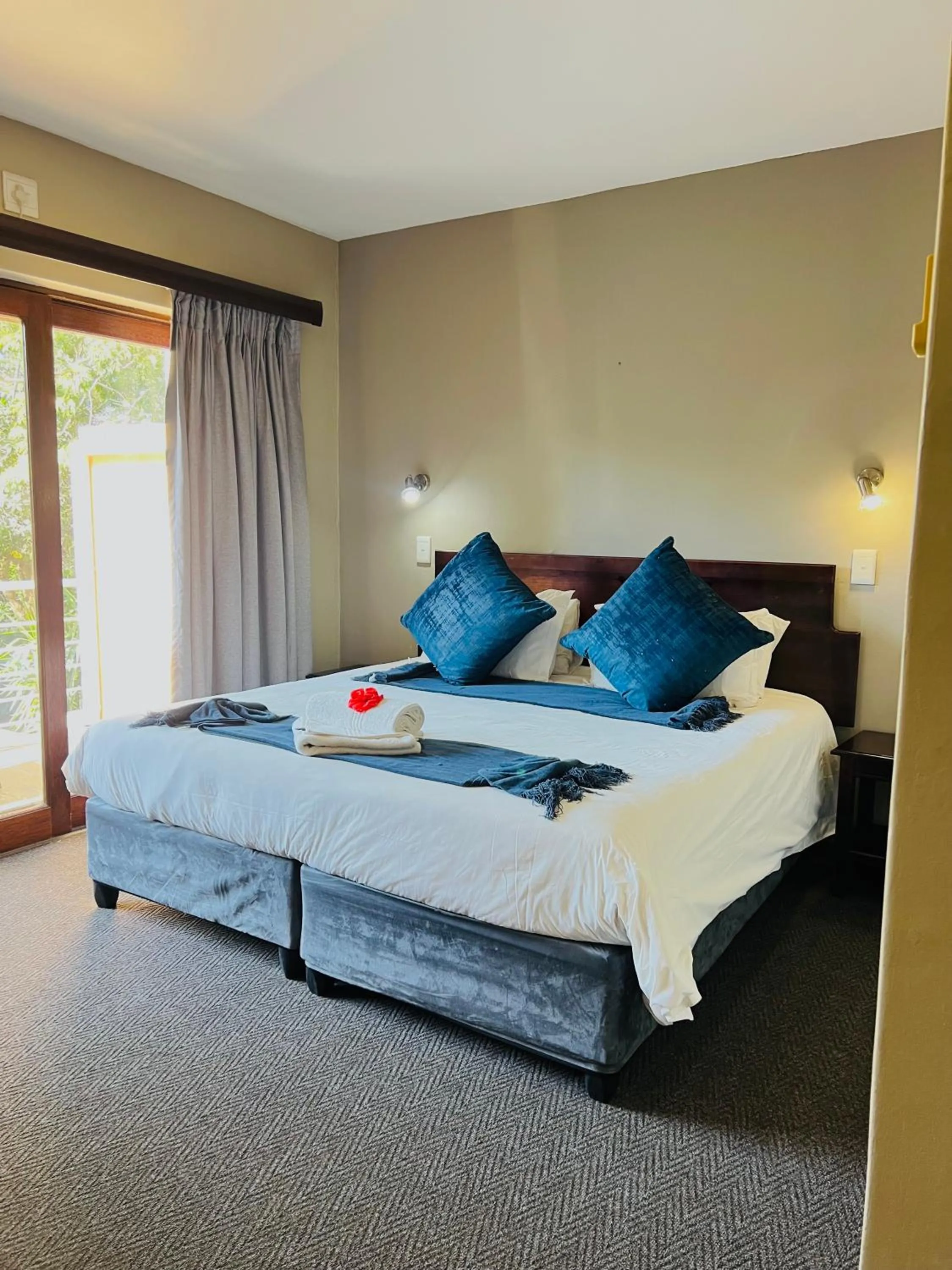 Bed in Rio Vista Lodge