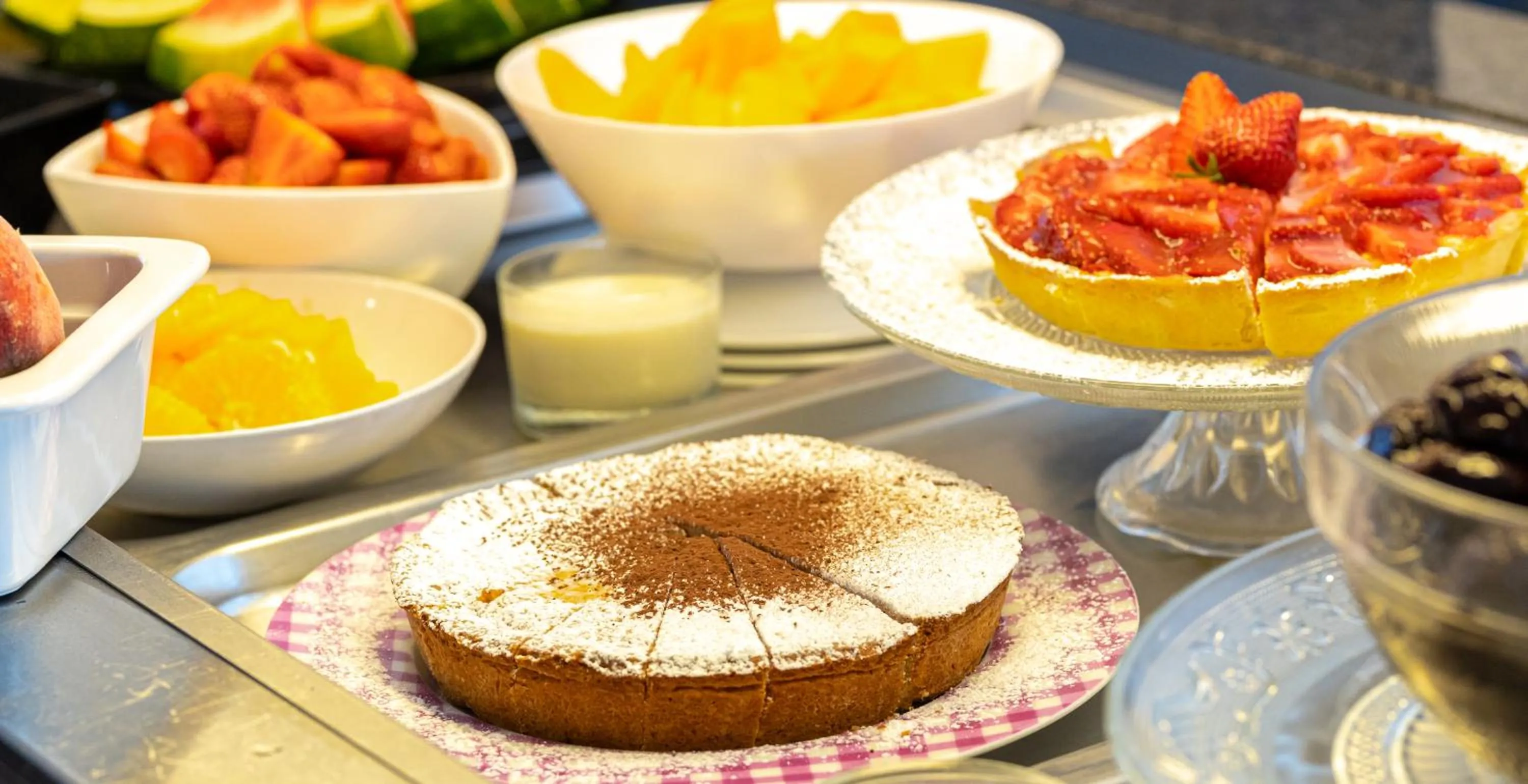 Restaurant/places to eat in Hotel Sayonara