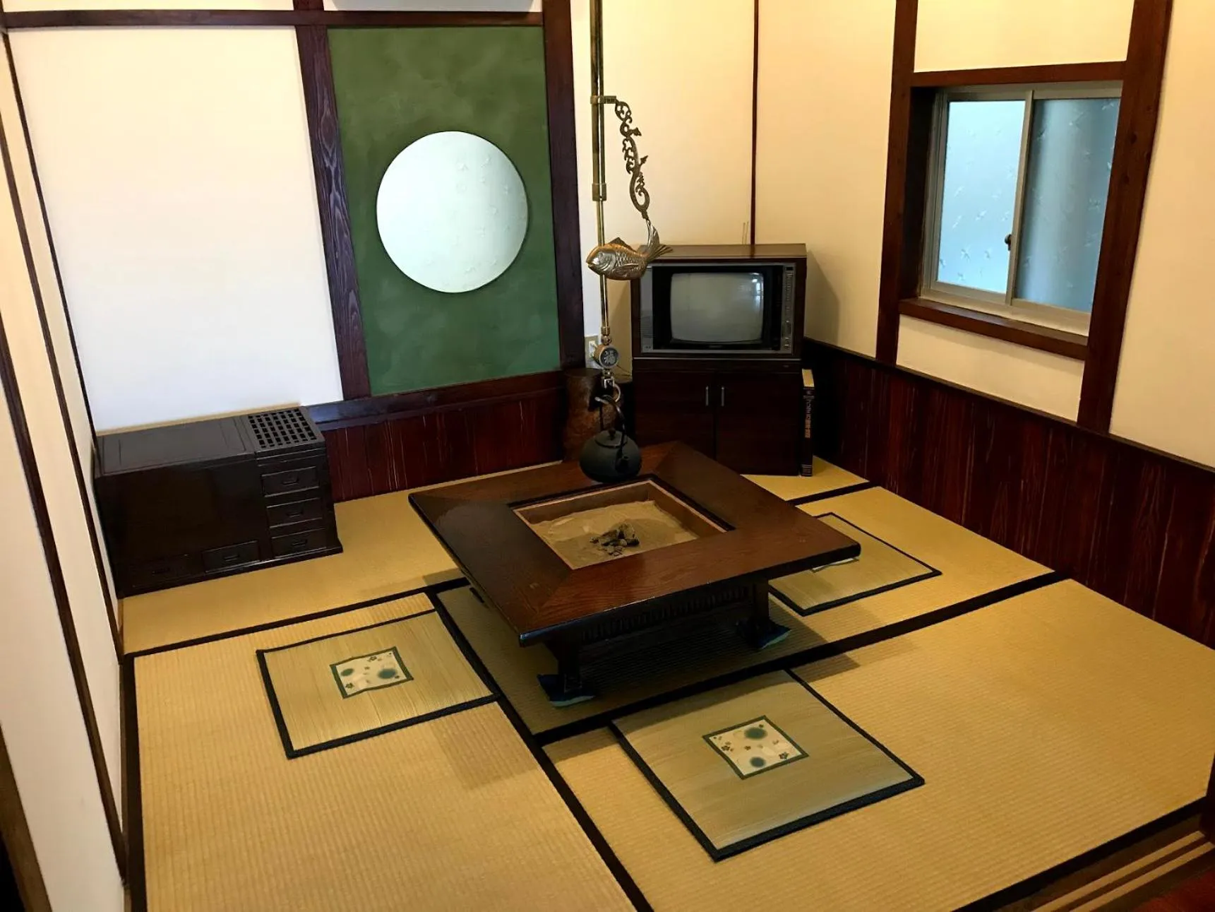 Communal lounge/ TV room in Guesthouse Wasabi