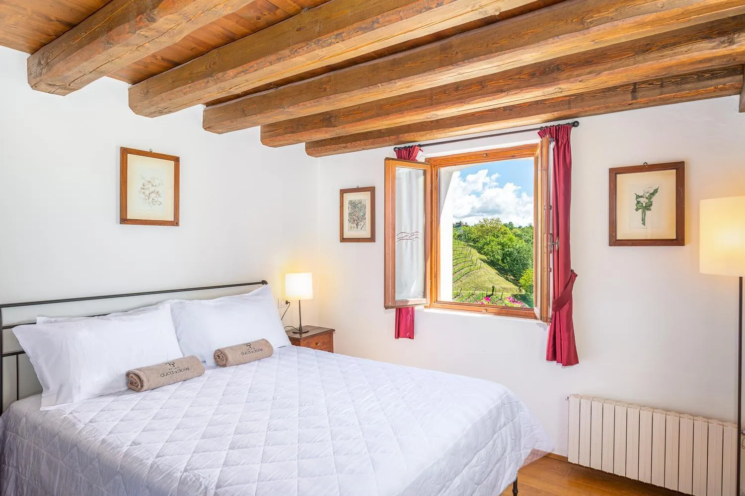 View (from property/room), Bed in Duca Di Dolle Wine & Relais