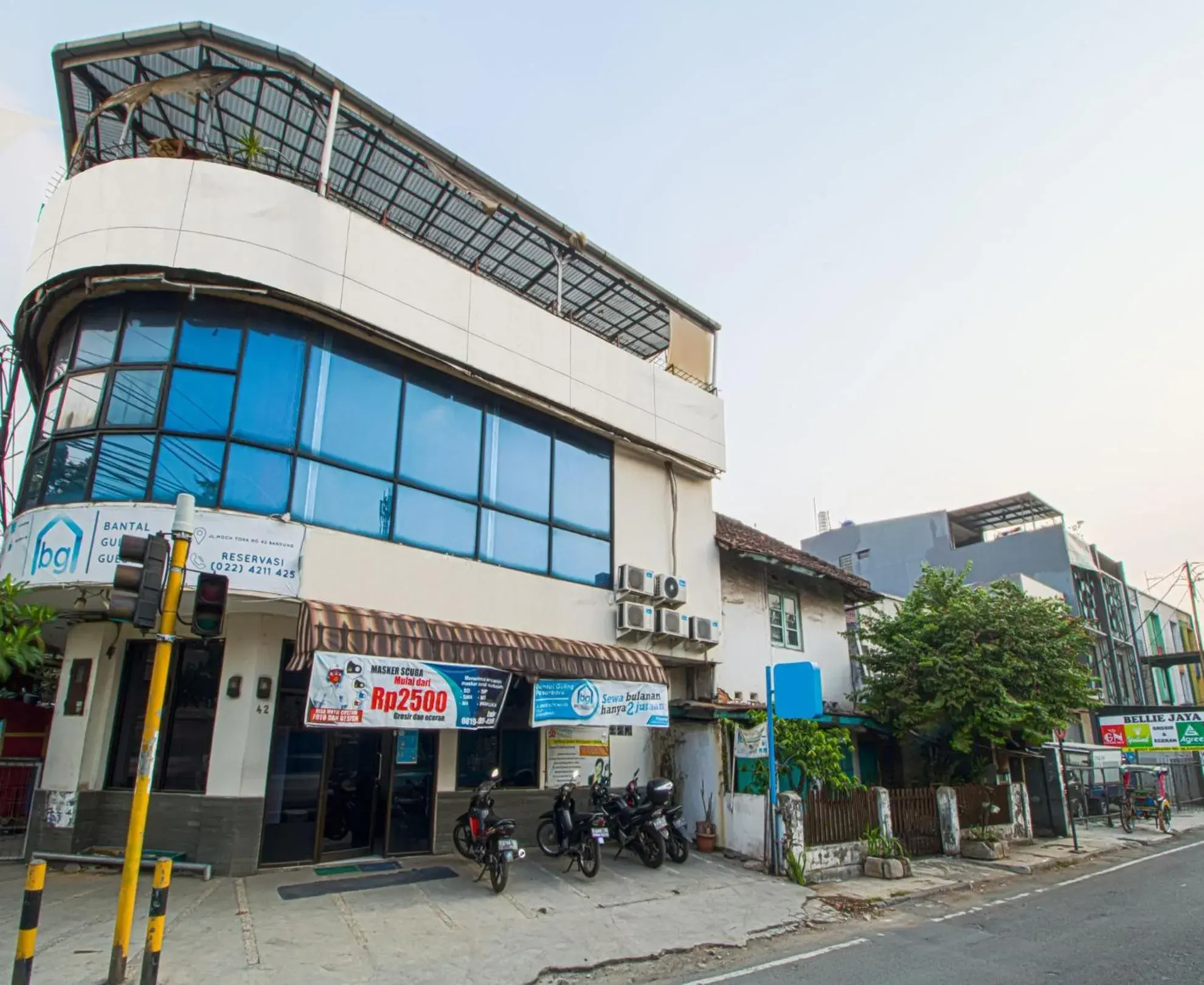 Property building in Bantal Guling Alun Alun Bandung Property building in Bantal Guling Alun Alun Bandung