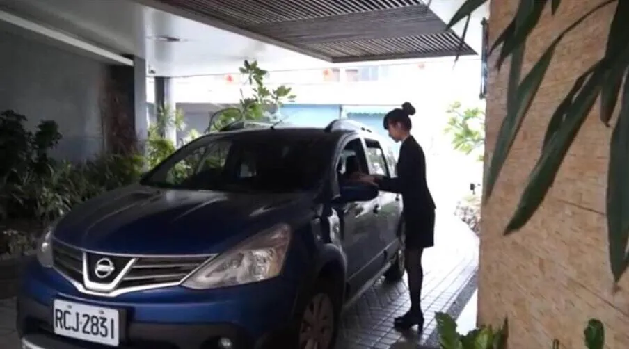 Staff in Chateau Motel & Spa