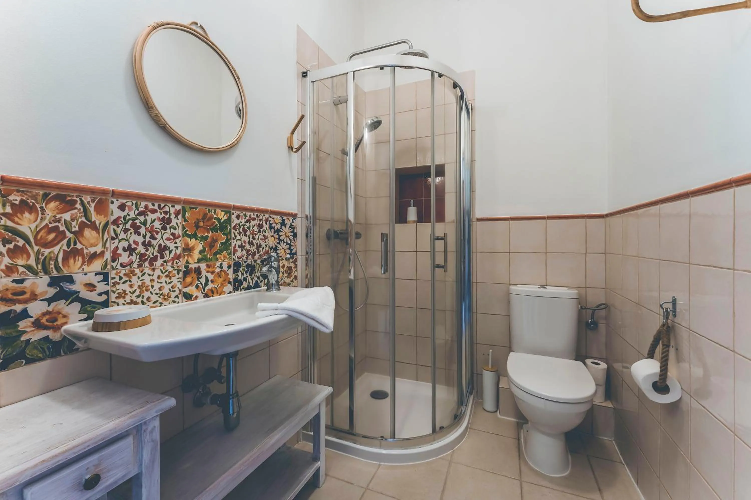 Toilet in Łubinowe Wzgórze - Wioska Zdrowia