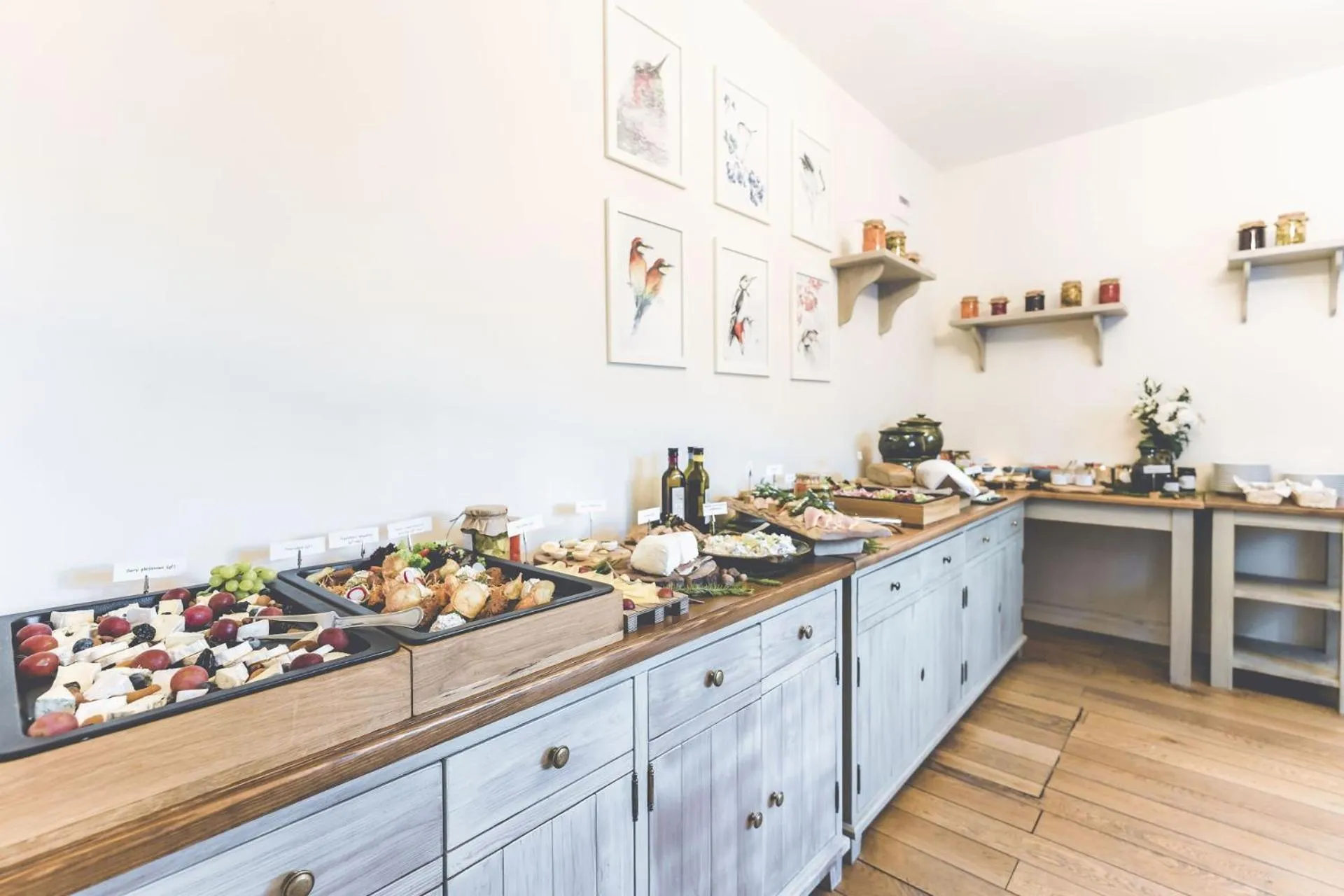 Restaurant/places to eat in Łubinowe Wzgórze - Wioska Zdrowia