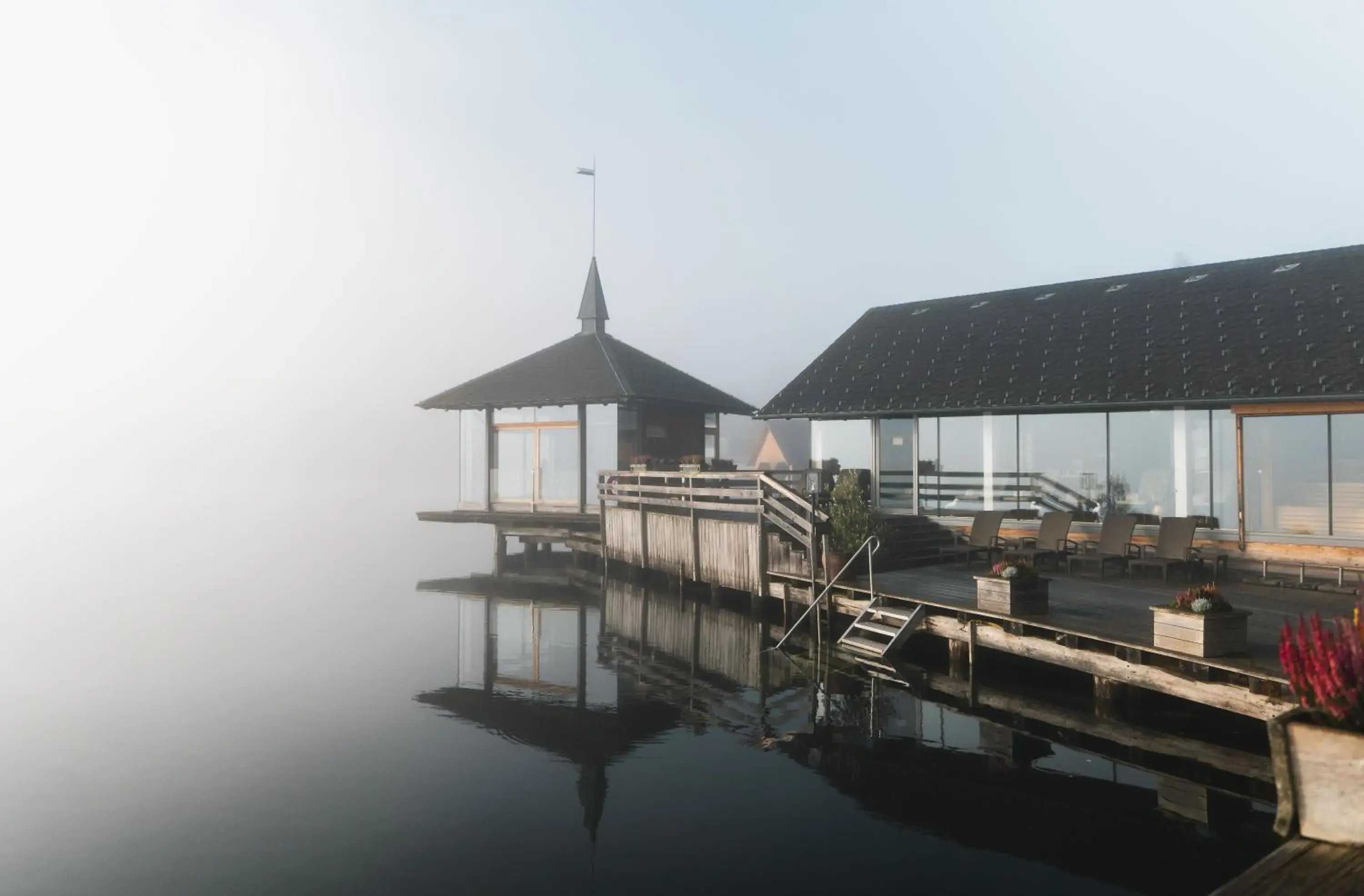 Property building in TAUROA Seehotel Grundlsee Property building in TAUROA Seehotel Grundlsee