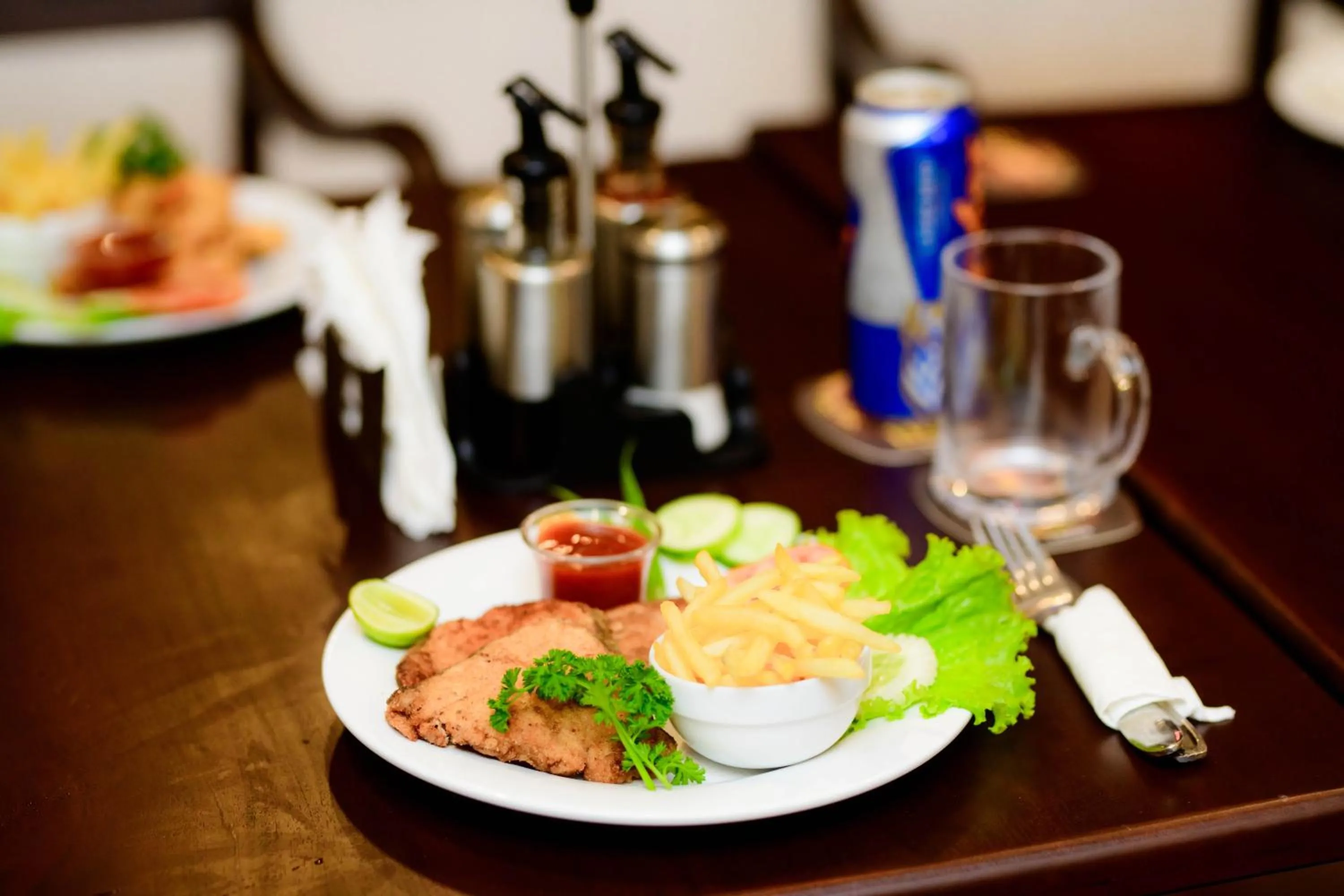 Food in Royal Beach Hotel Hikkaduwa