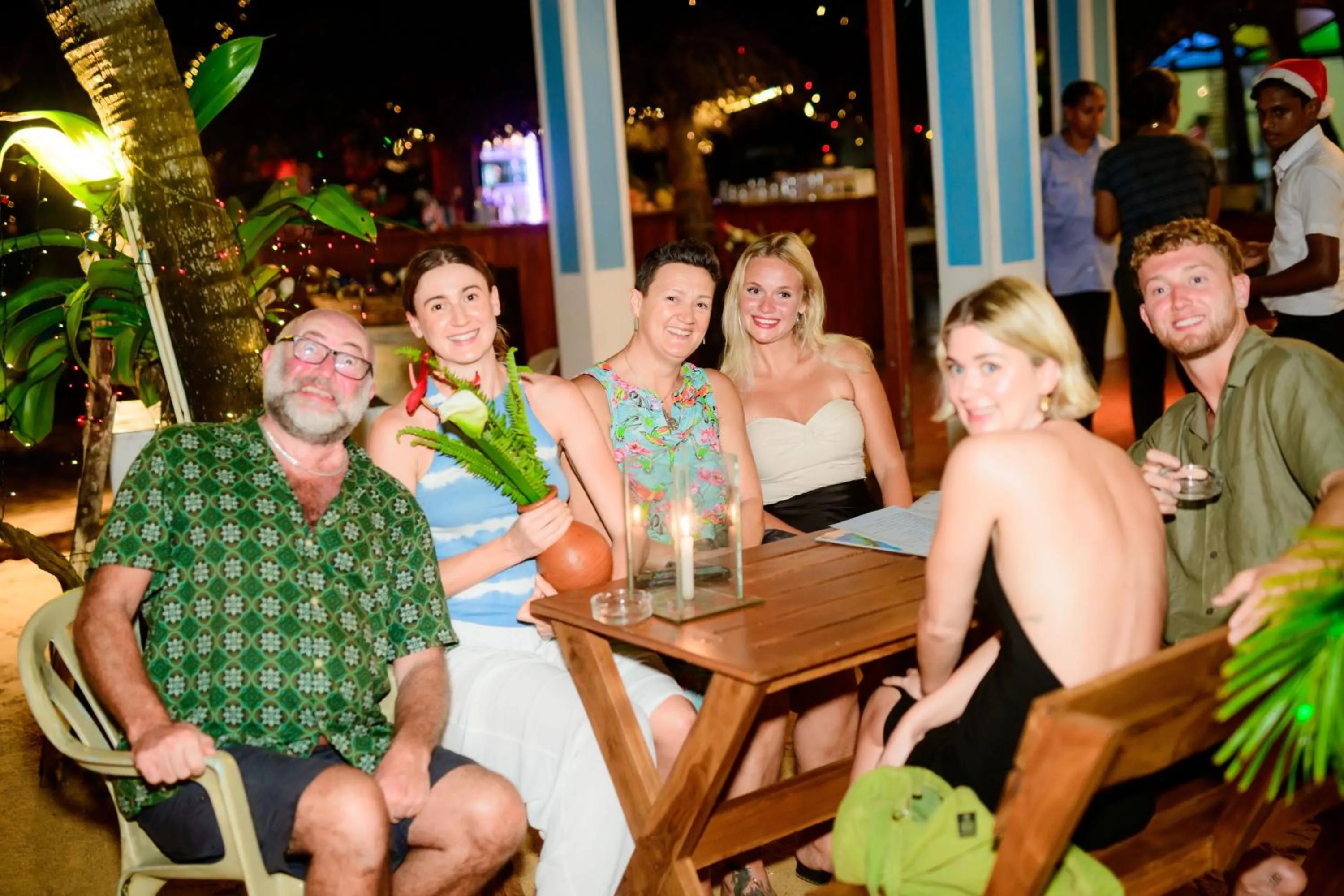 Restaurant/places to eat in Royal Beach Hotel Hikkaduwa