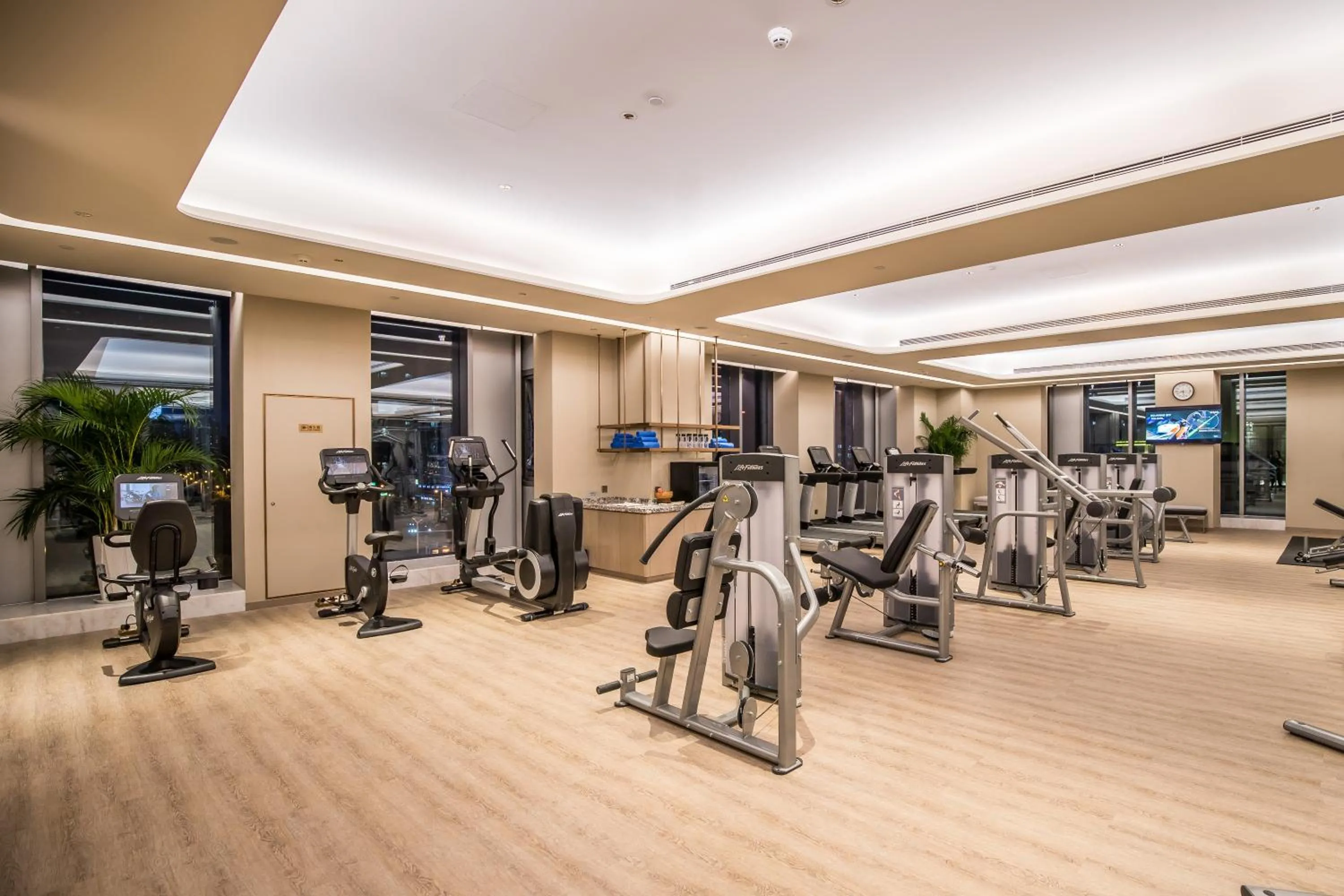 Fitness centre/facilities in The Langham, Hefei
