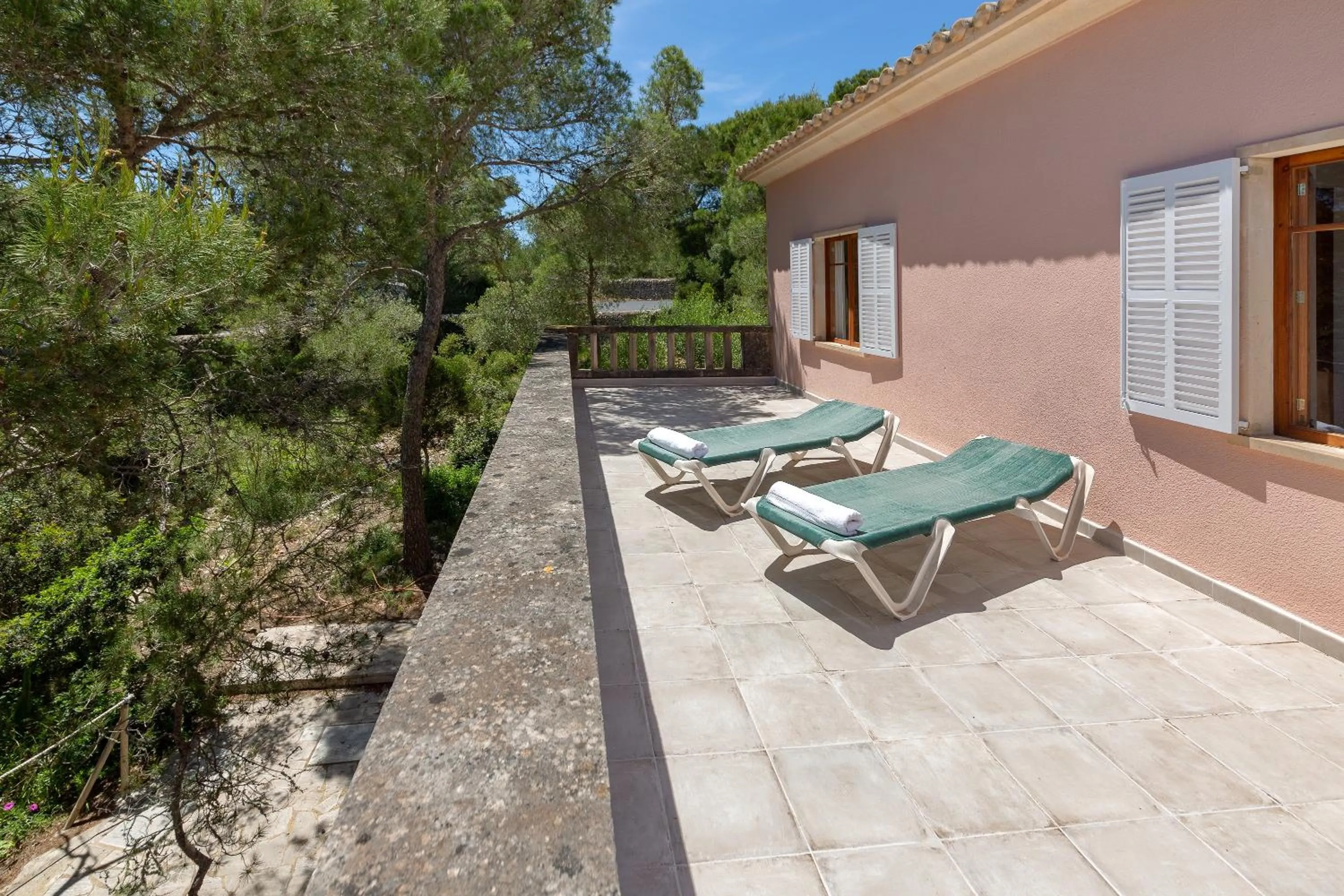 Property building in Villa Rosa