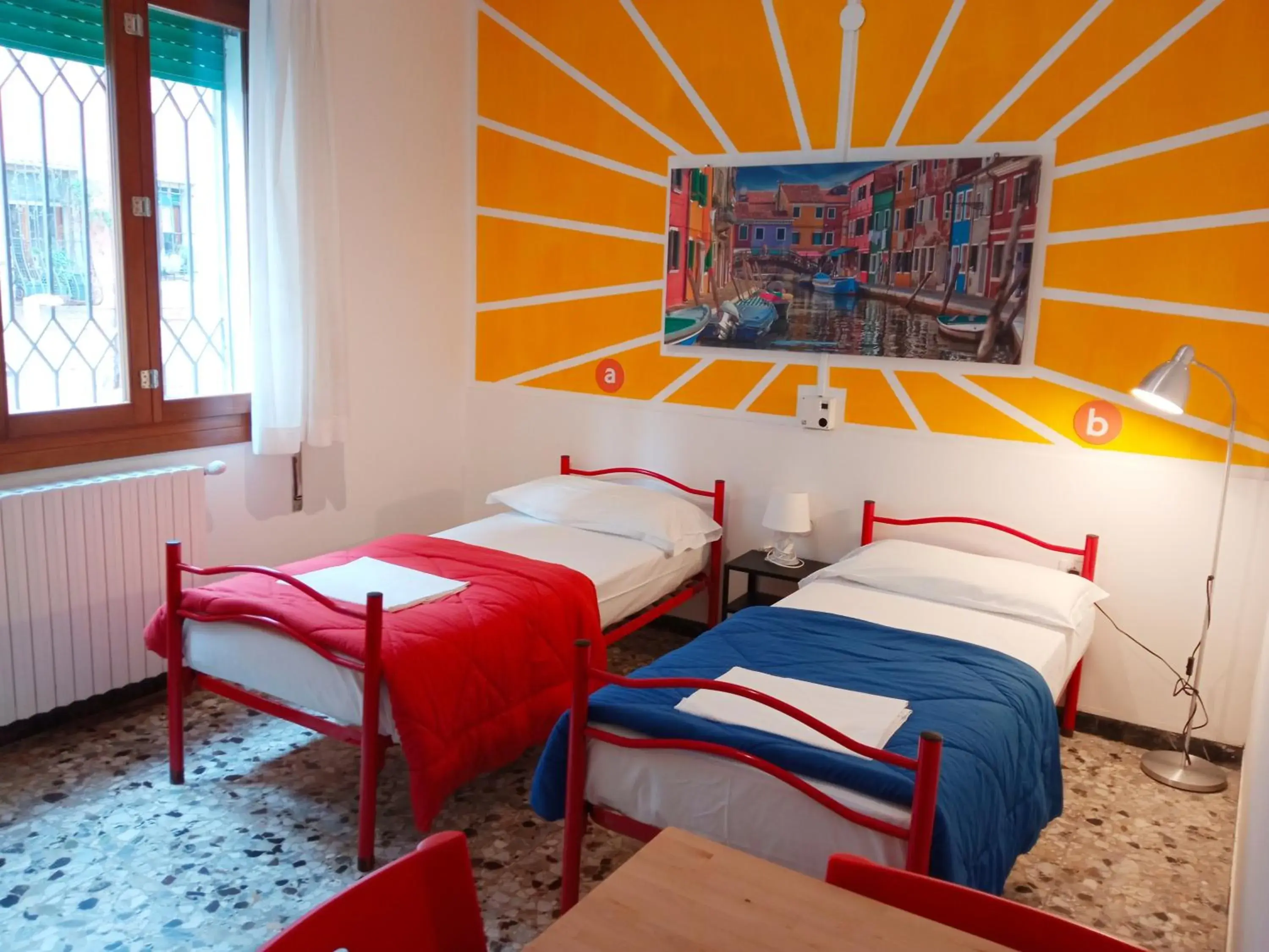 Twin Room with Shared Bathroom in Ostello S. Fosca - CPU Venice Hostels Twin Room with Shared Bathroom in Ostello S. Fosca - CPU Venice Hostels