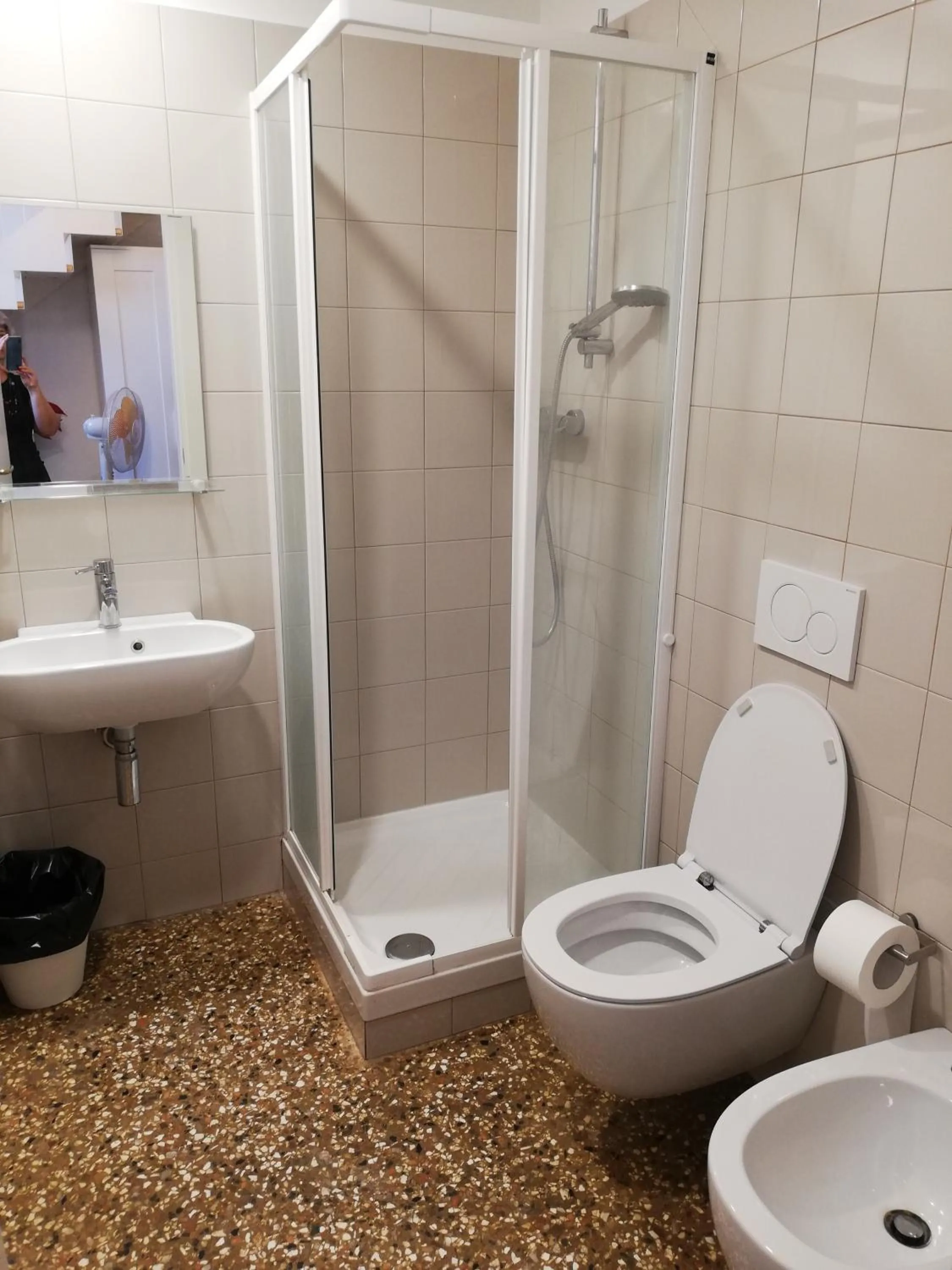 Bathroom in Ostello S. Fosca - CPU Venice Hostels