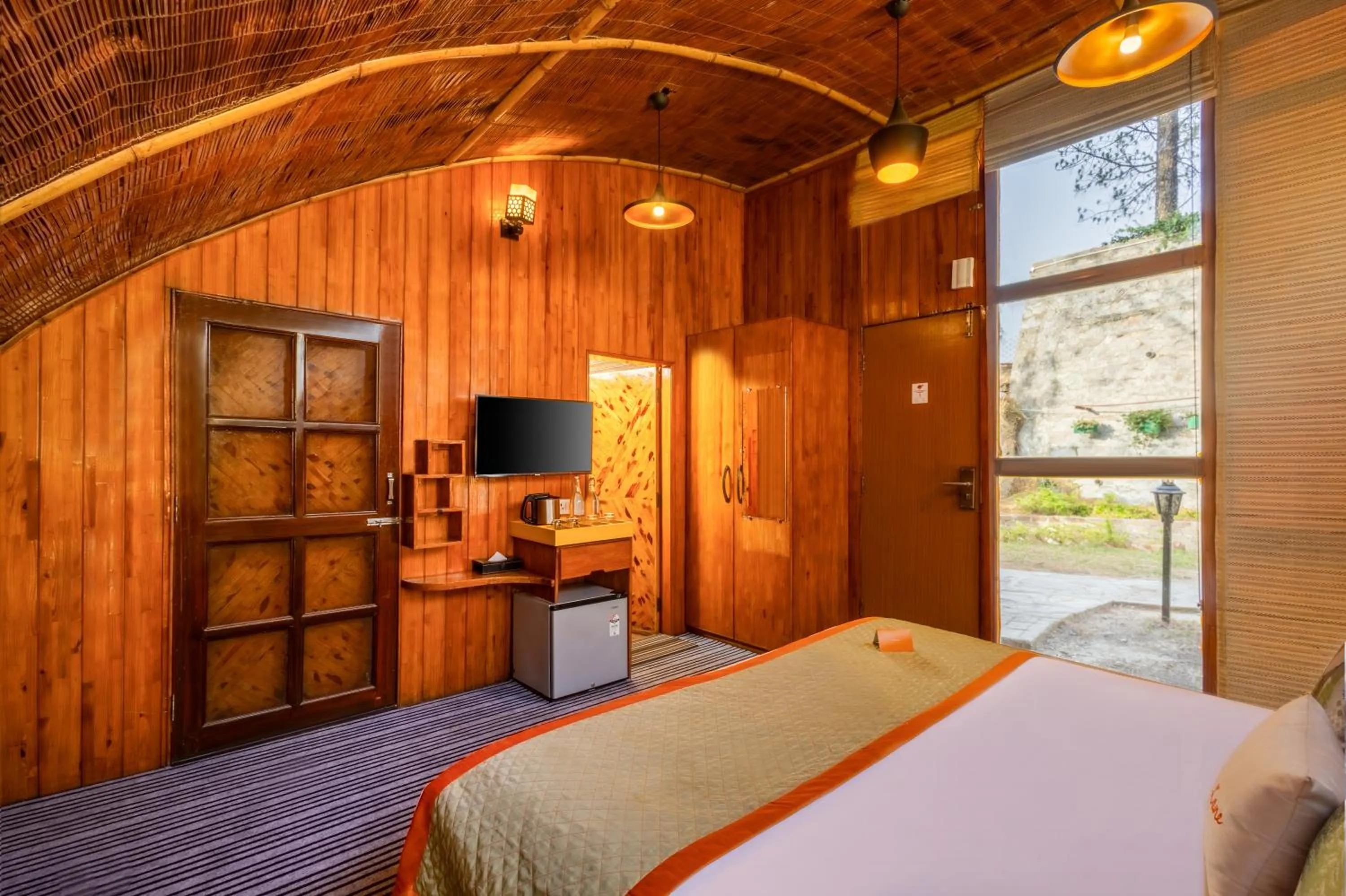 Bed in Zone Connect by The Park, Lansdowne