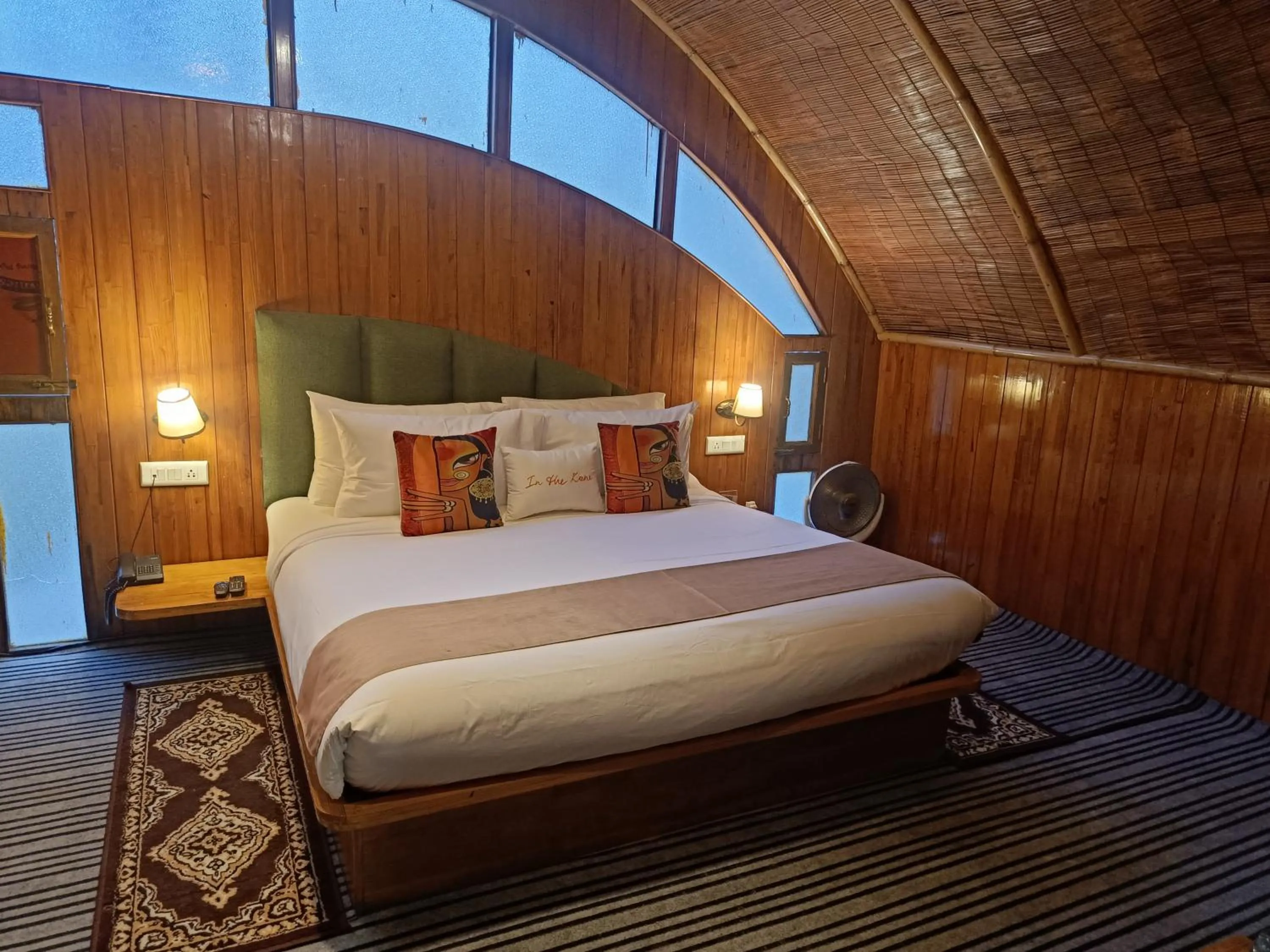 Bed in Zone Connect by The Park, Lansdowne