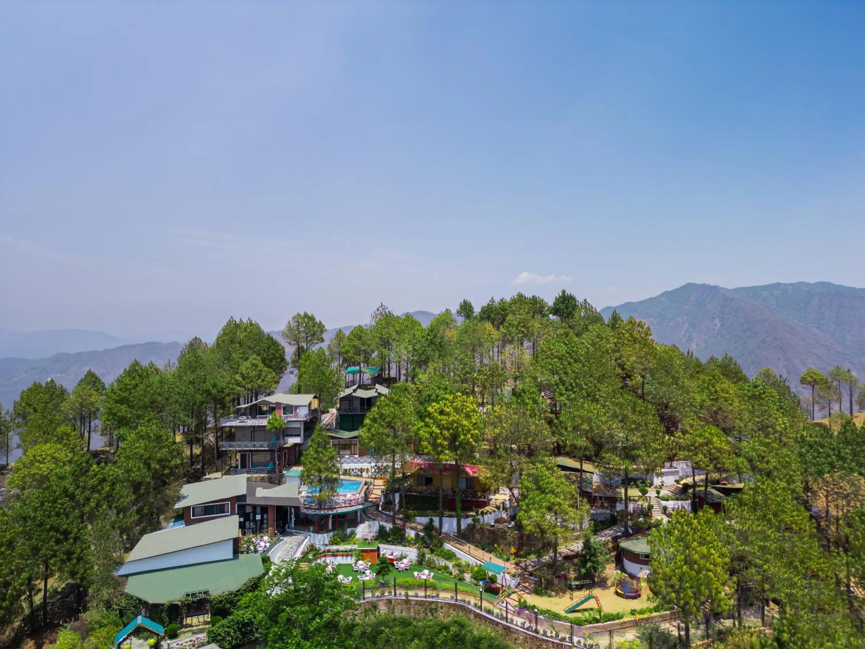 Property building in Zone Connect by The Park, Lansdowne