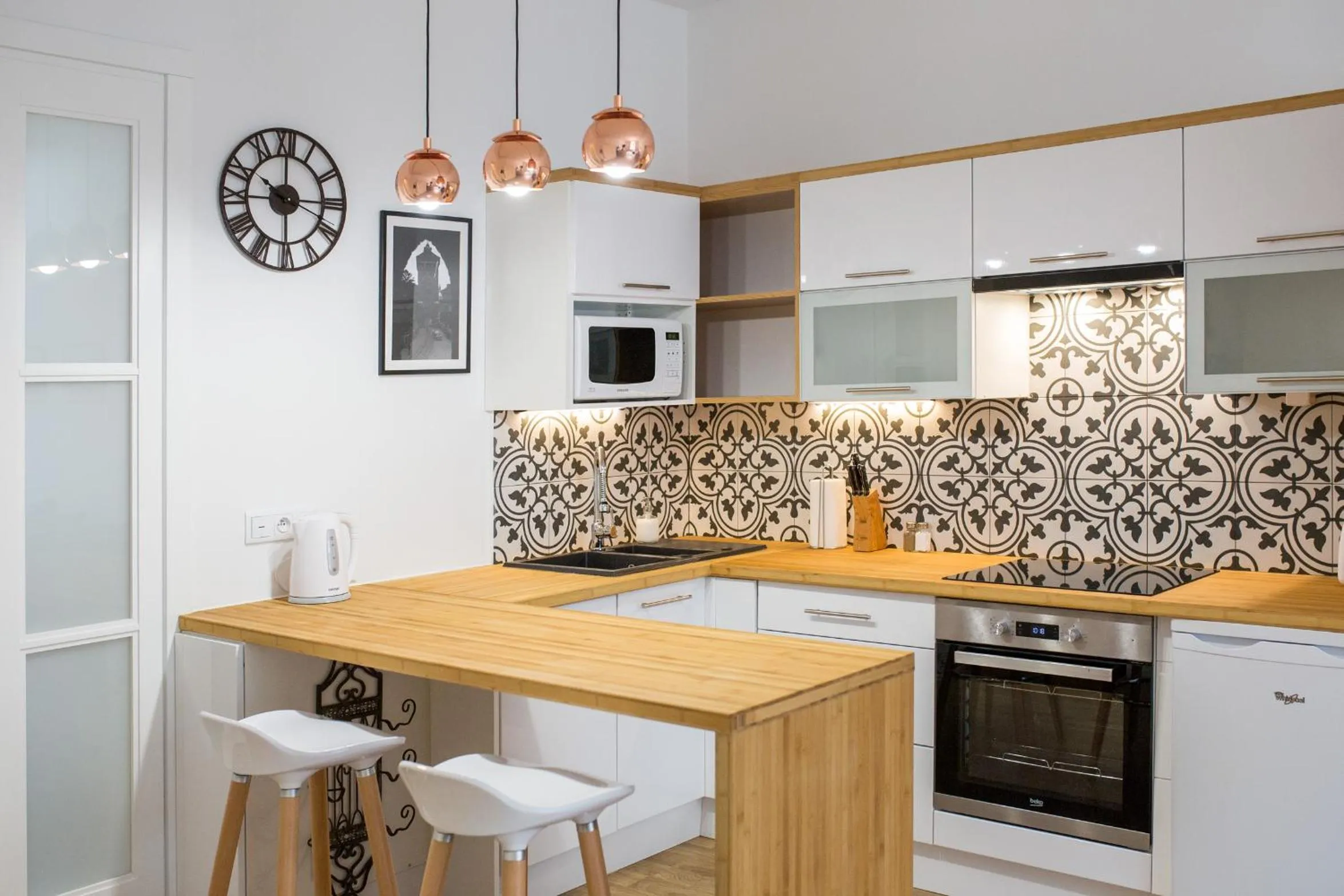 One-Bedroom Apartment - Sławkowska 19 Street in Antique Apartments Old Town