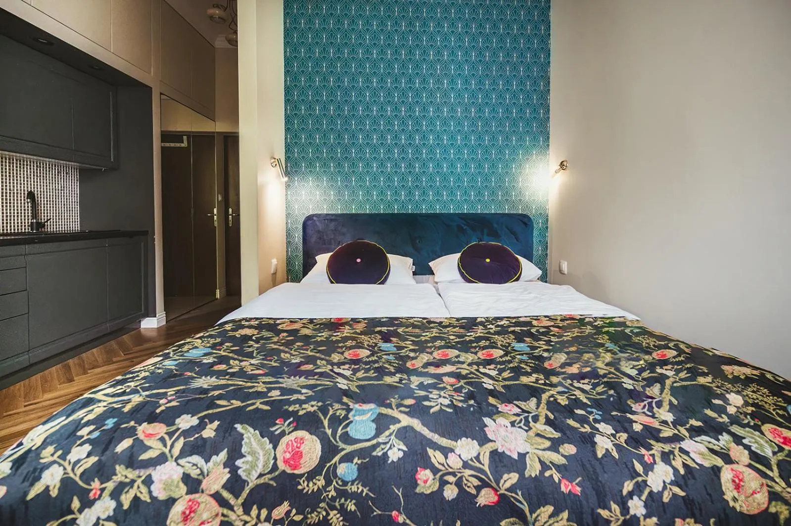 Bed in Antique Apartments Old Town