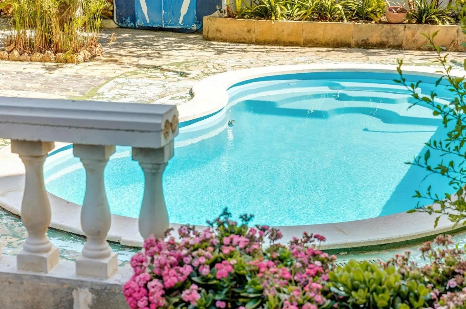 Property building in Apartamento La Cabanya 3c
