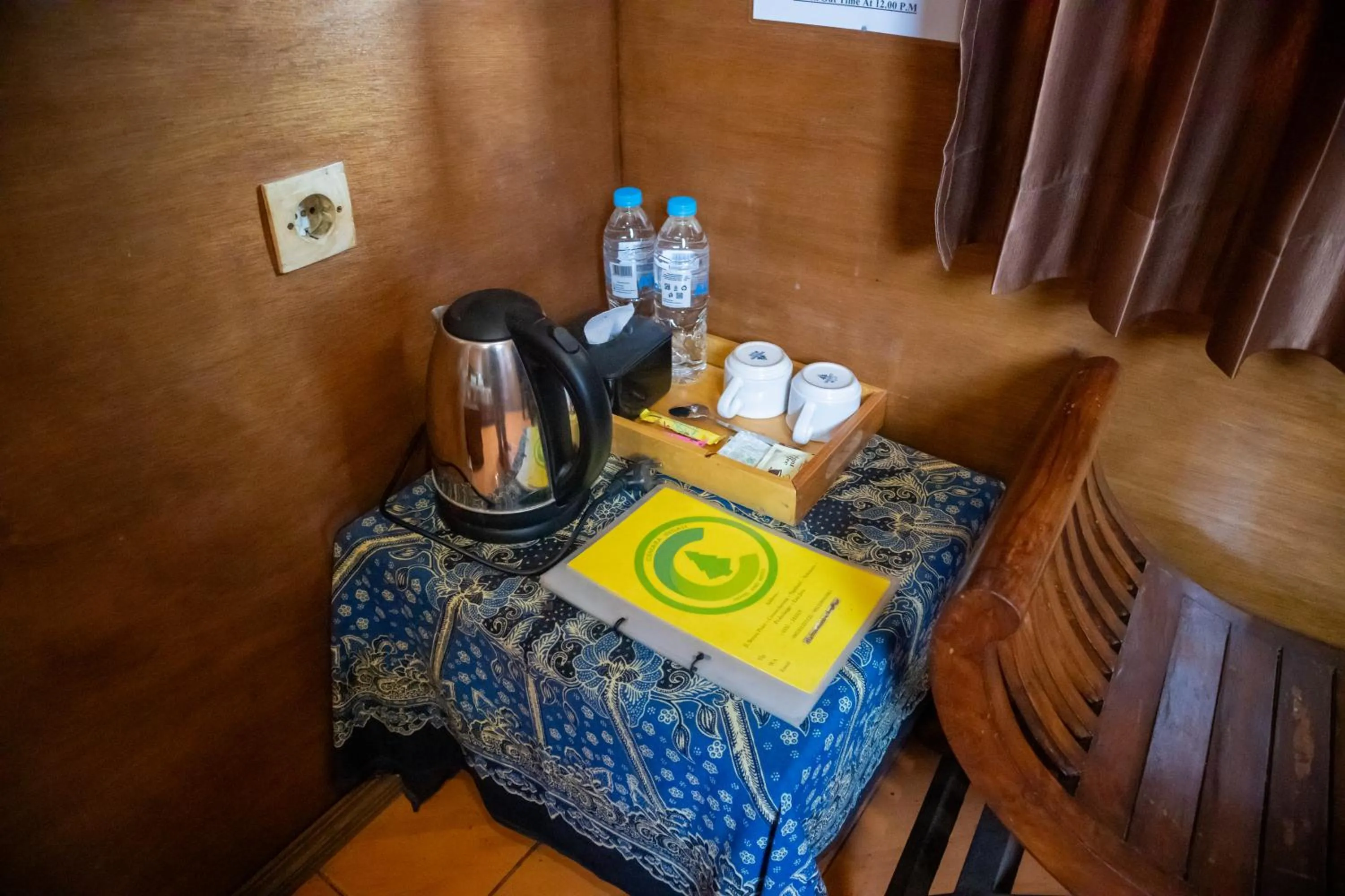 Coffee/tea facilities in Cemara Indah Hotel