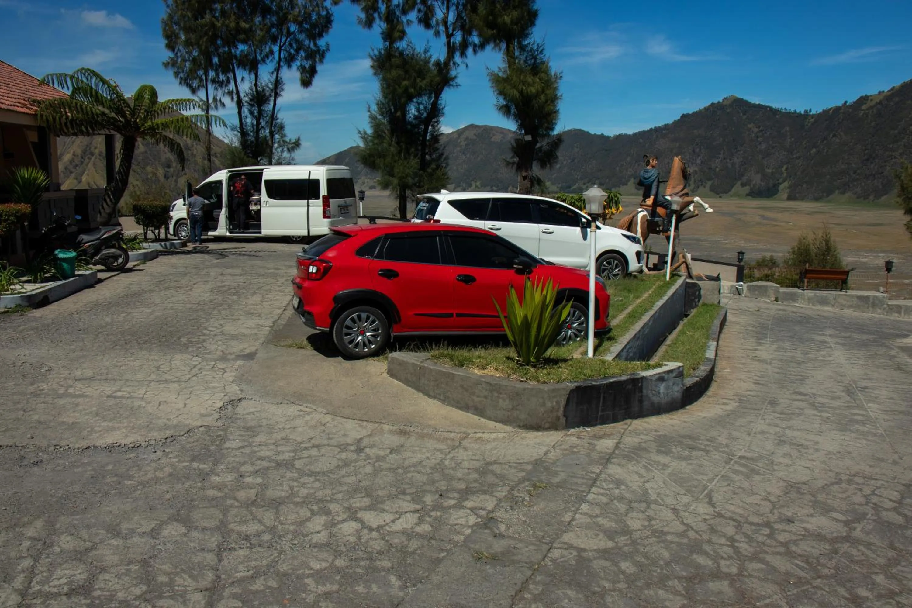 Parking in Cemara Indah Hotel