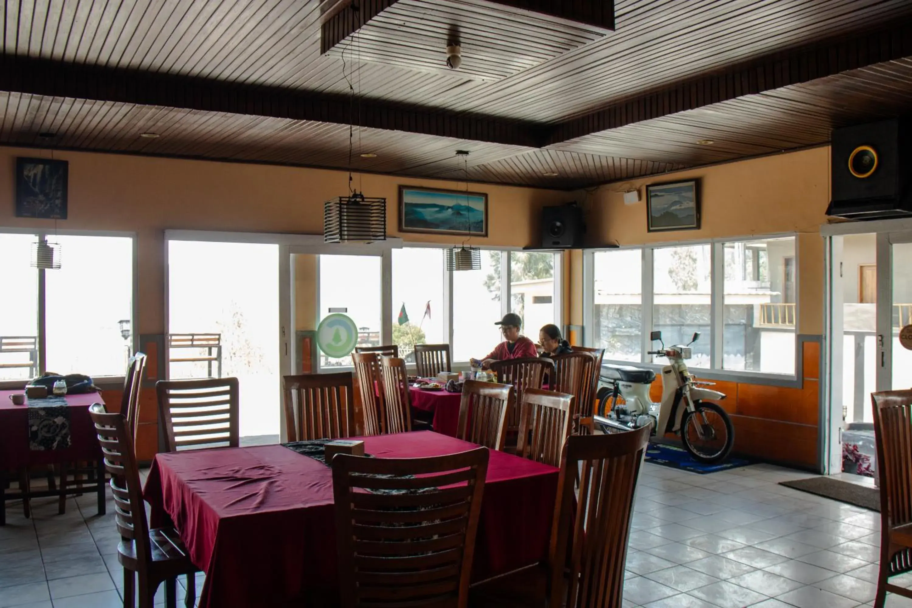 Restaurant/places to eat in Cemara Indah Hotel Restaurant/places to eat in Cemara Indah Hotel