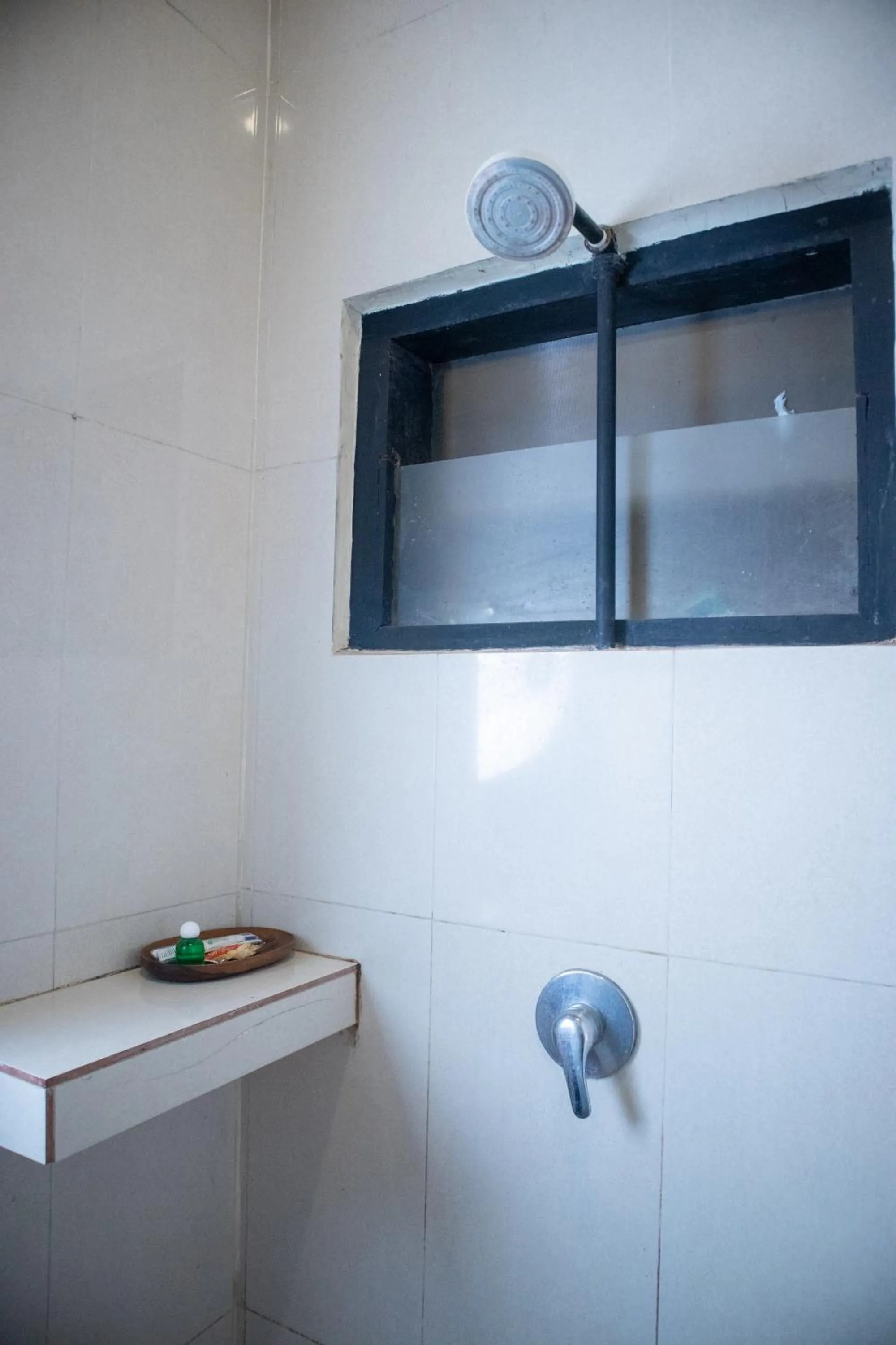Shower in Cemara Indah Hotel