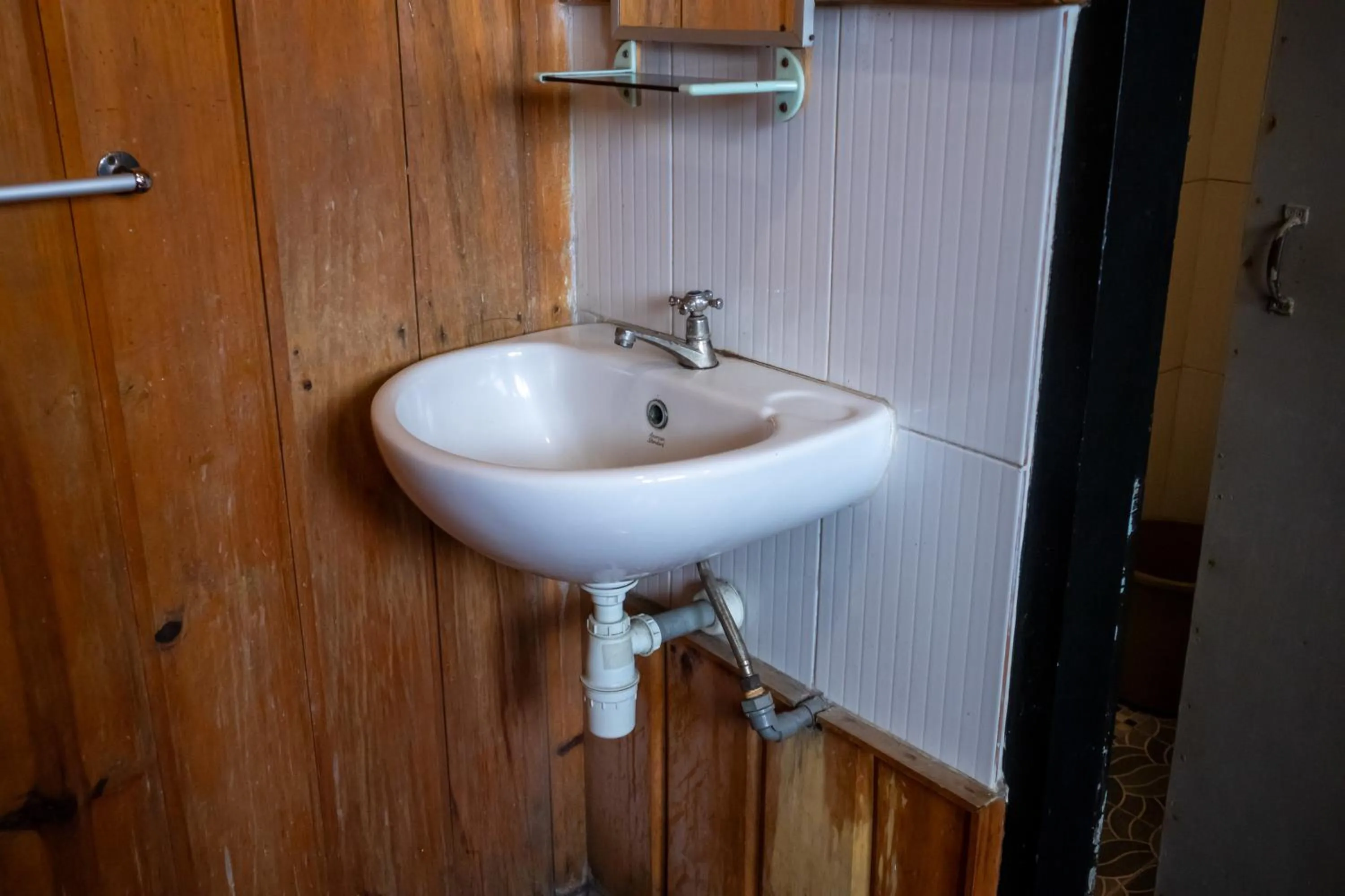 Bathroom in Cemara Indah Hotel