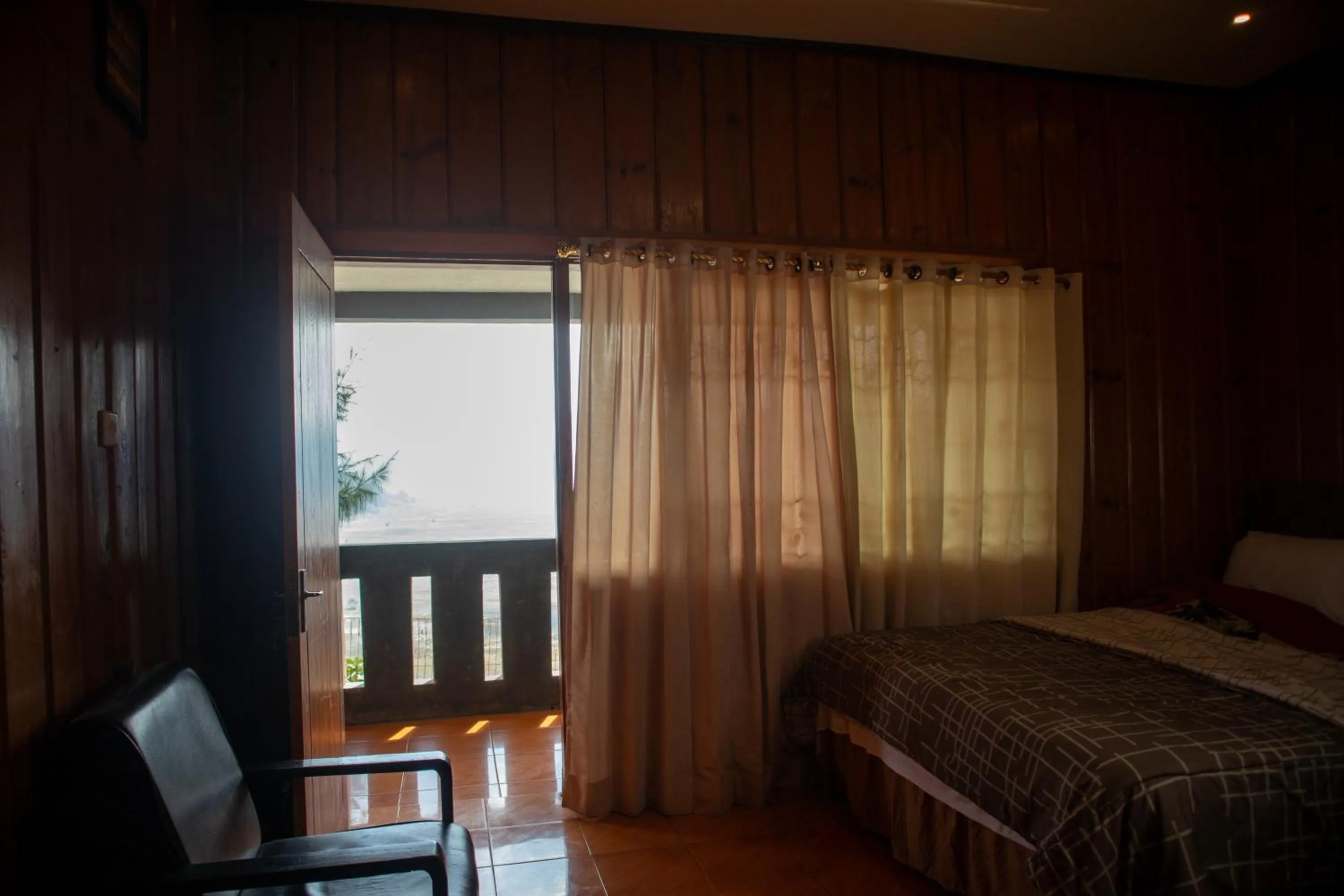 View (from property/room), Bed in Cemara Indah Hotel