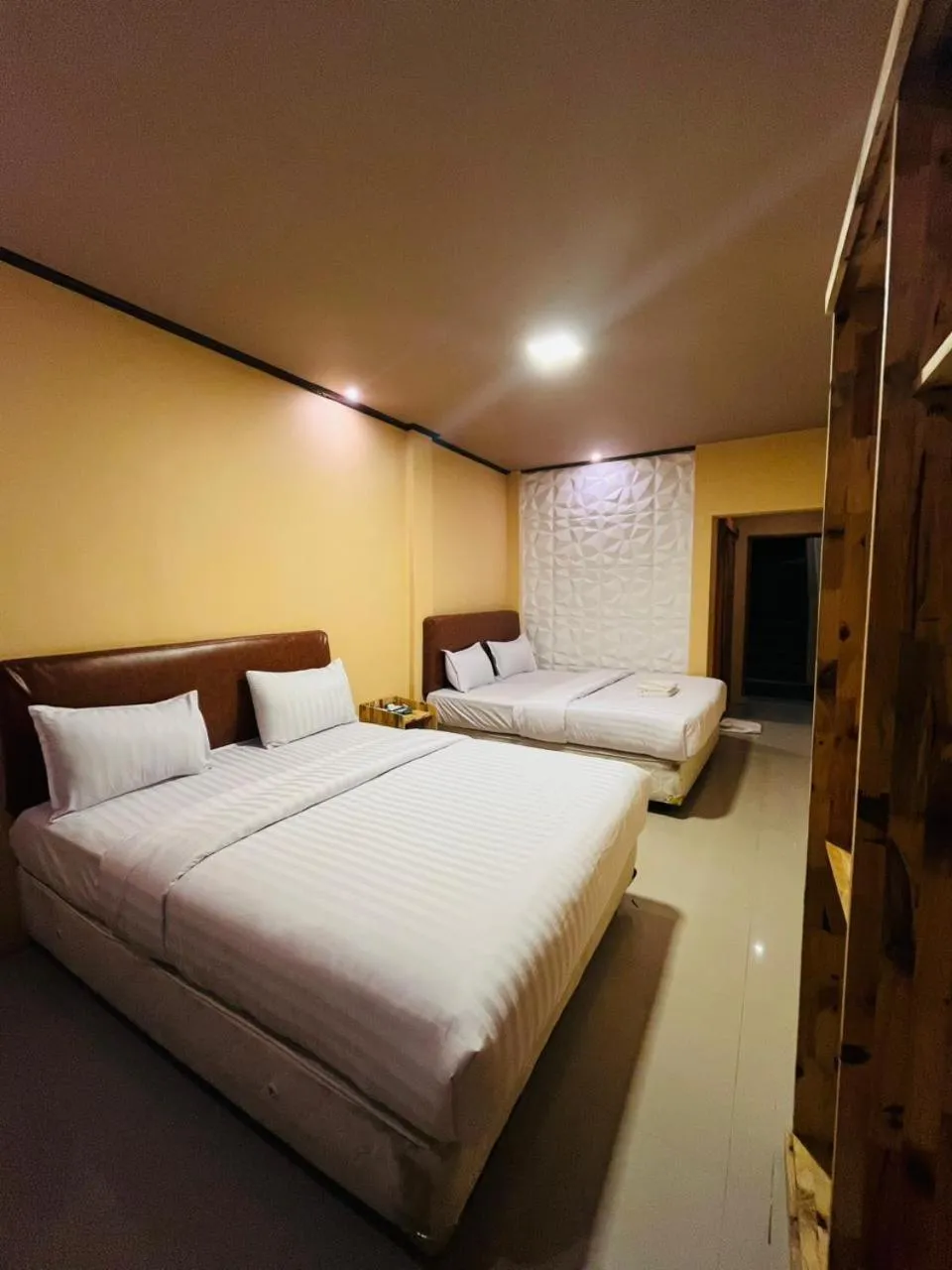 Bed in Cemara Indah Hotel