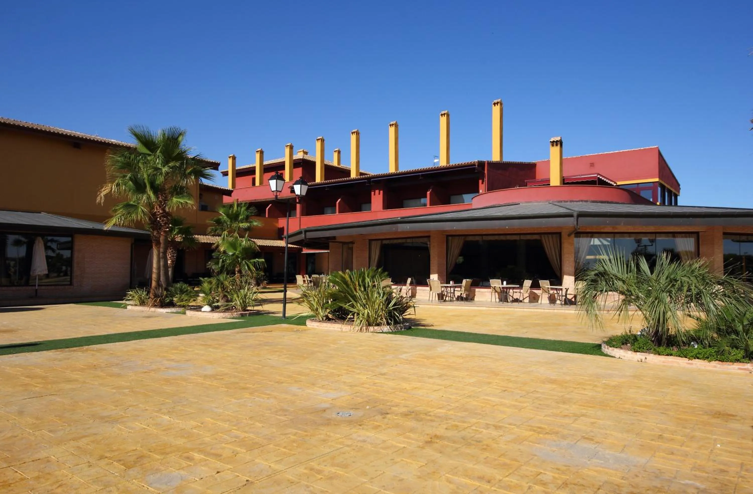 Facade/entrance in Hotel Château Viñasoro
