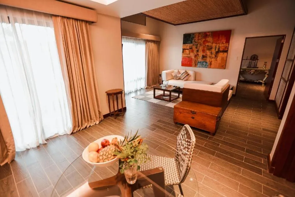 Photo of the whole room, Bed in Bacau Bay Resort Coron