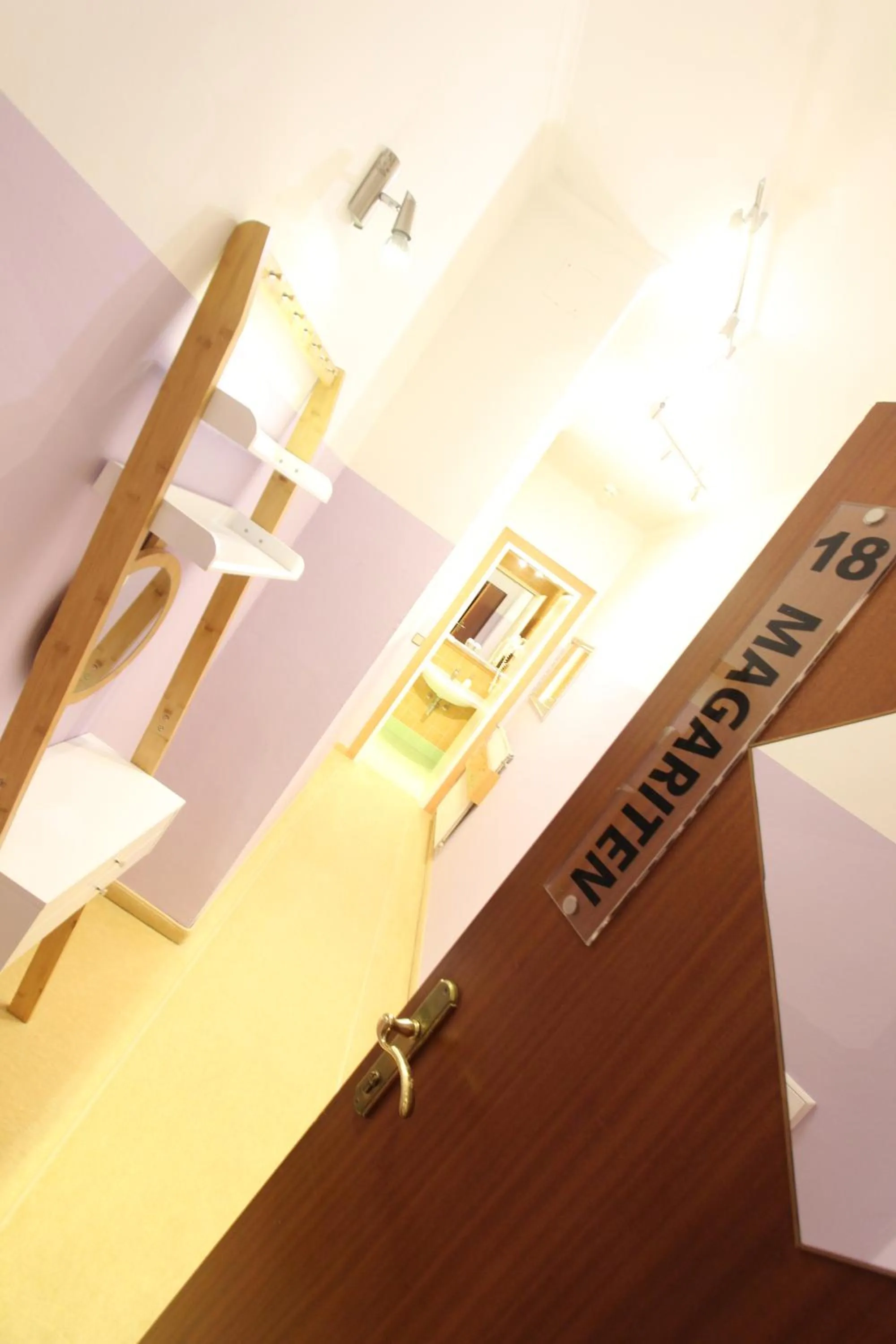 Malerwinkl Restaurant + Kunsthotel