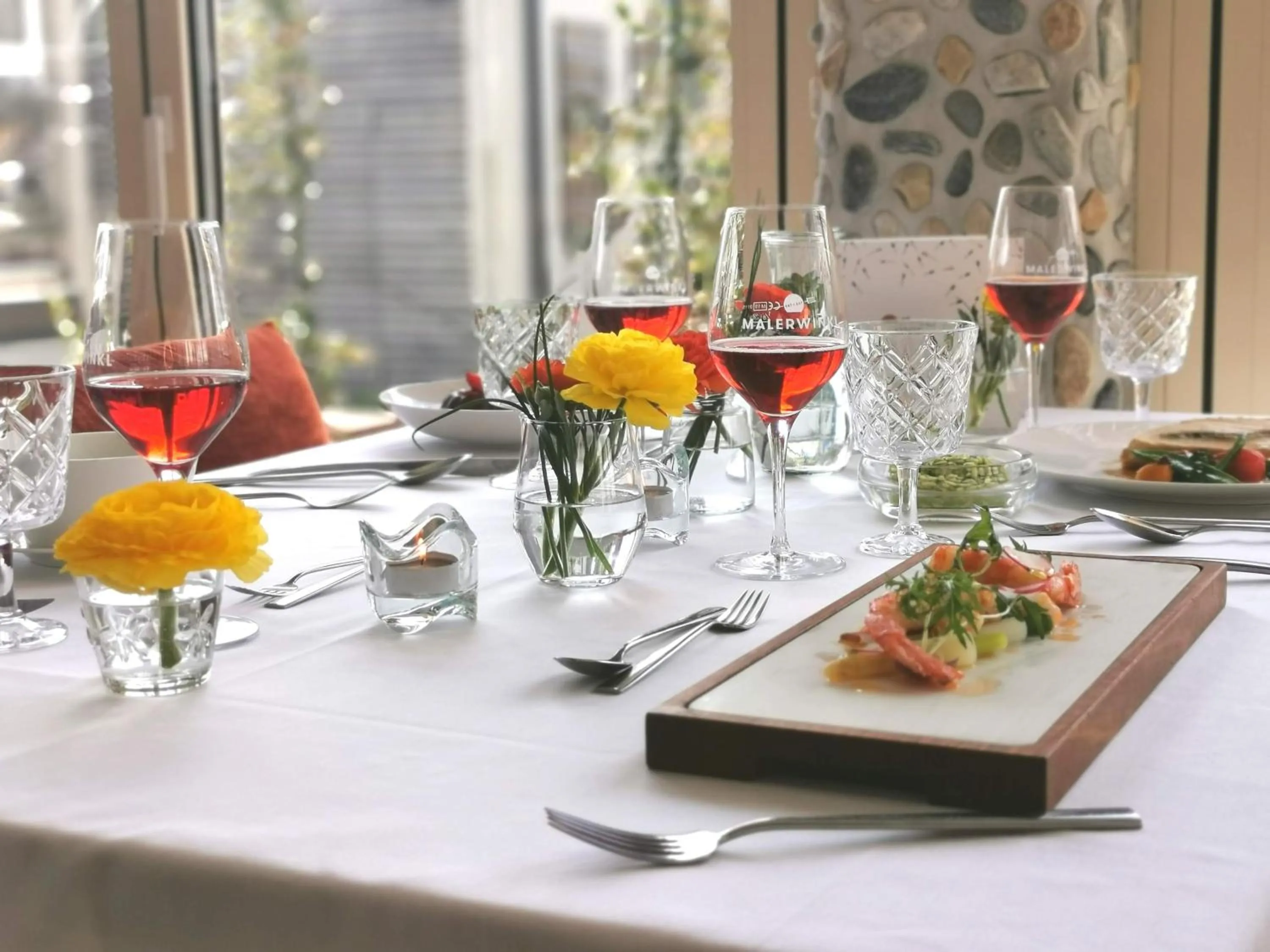 Restaurant/places to eat in Malerwinkl Restaurant + Kunsthotel