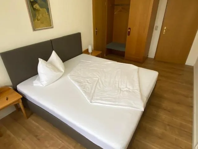 Bed in Hotel Janssen