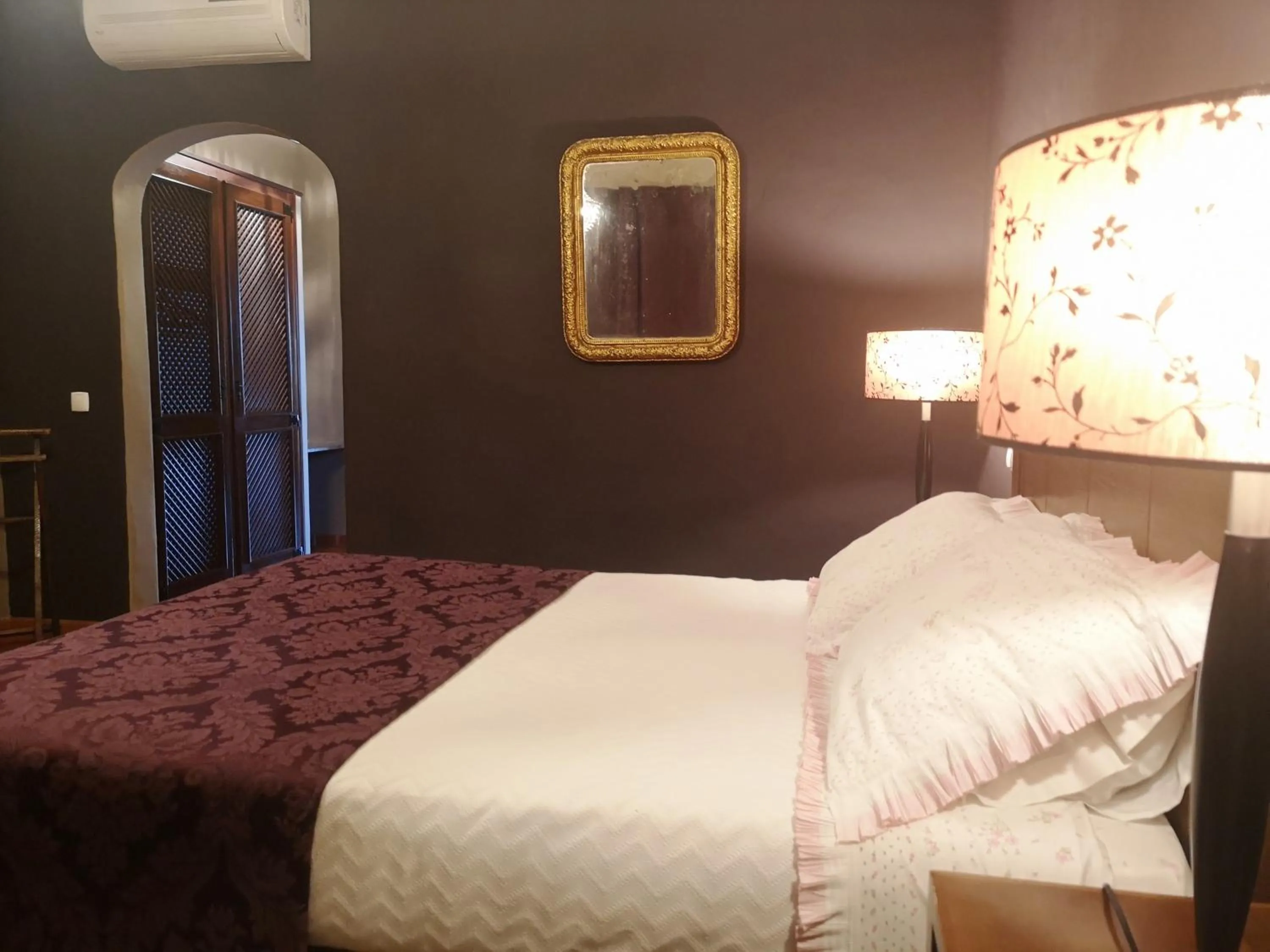 Bed in Monte Santa Catarina