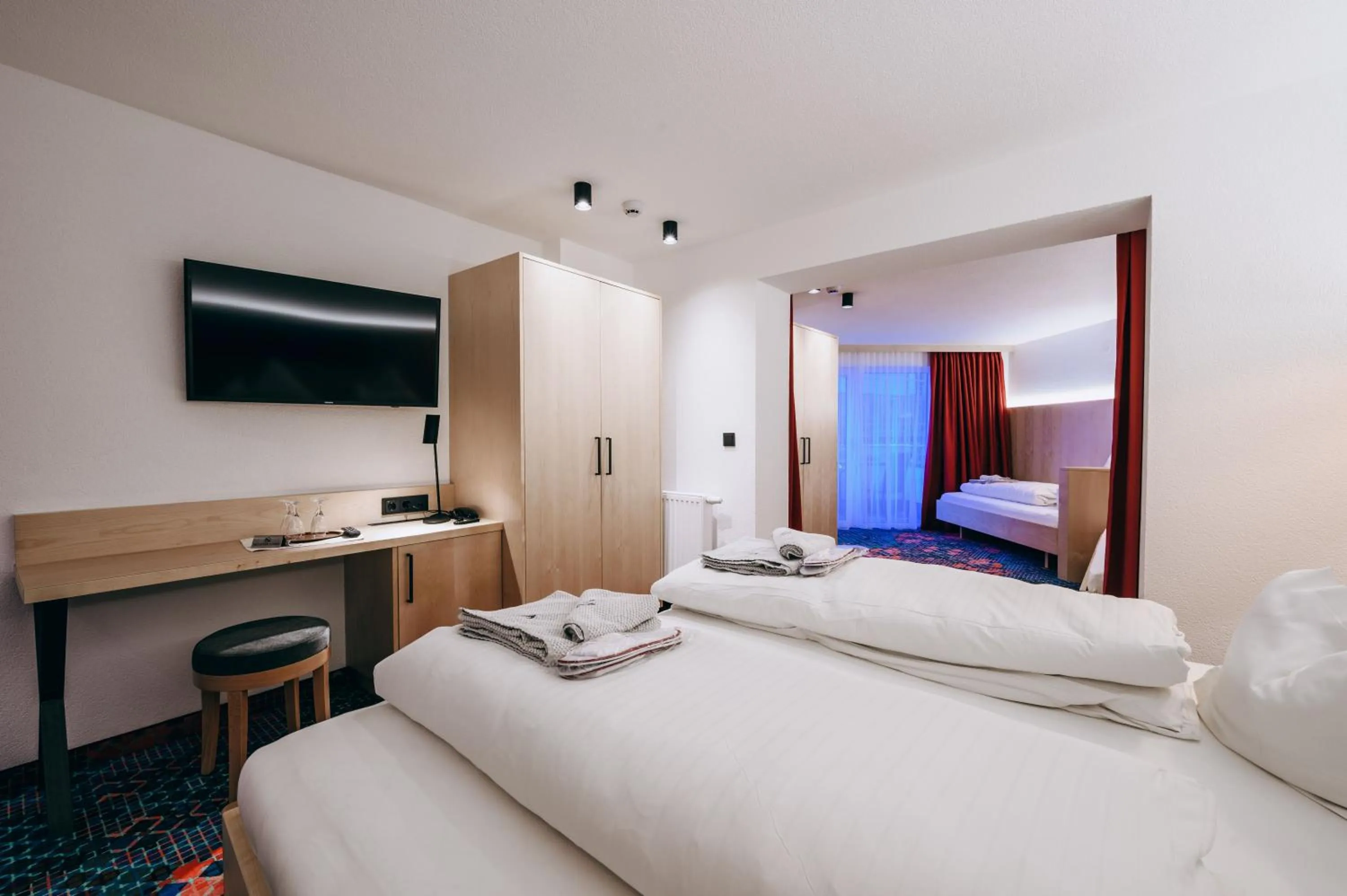 Photo of the whole room, Bed in Hotel Grieserin