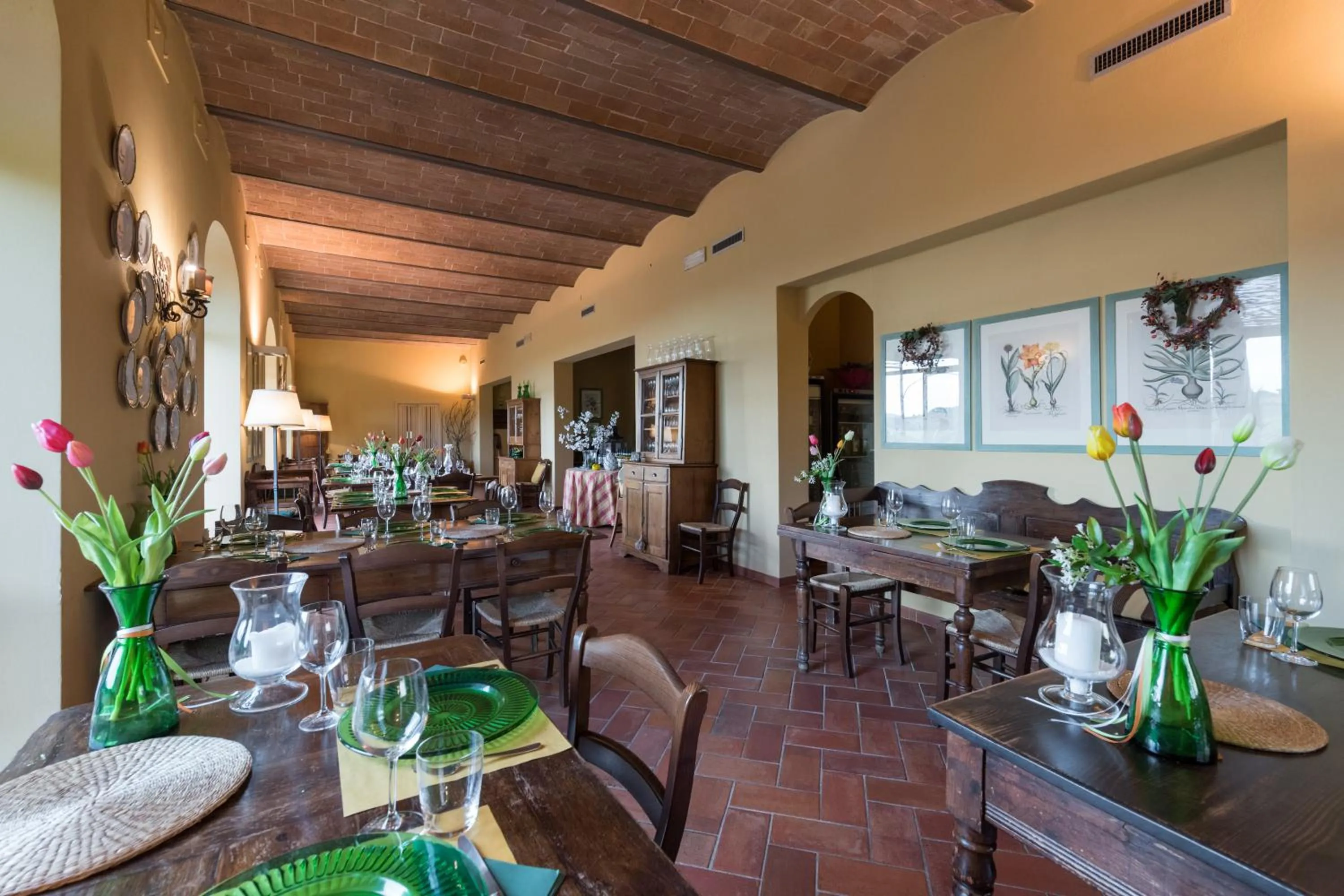 Restaurant/places to eat in Podere Torricella