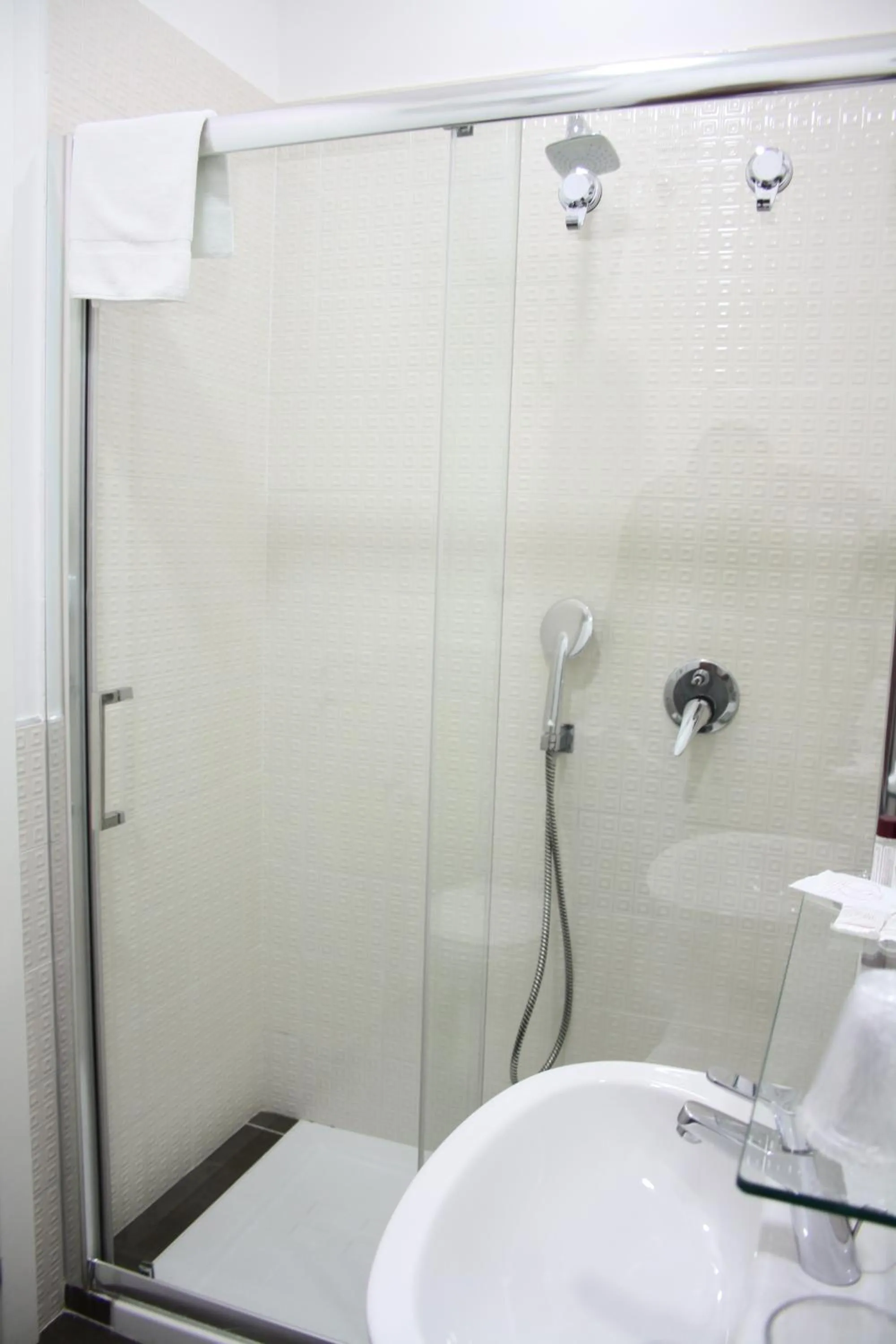 Shower in Pit Stop Napoli Centrale