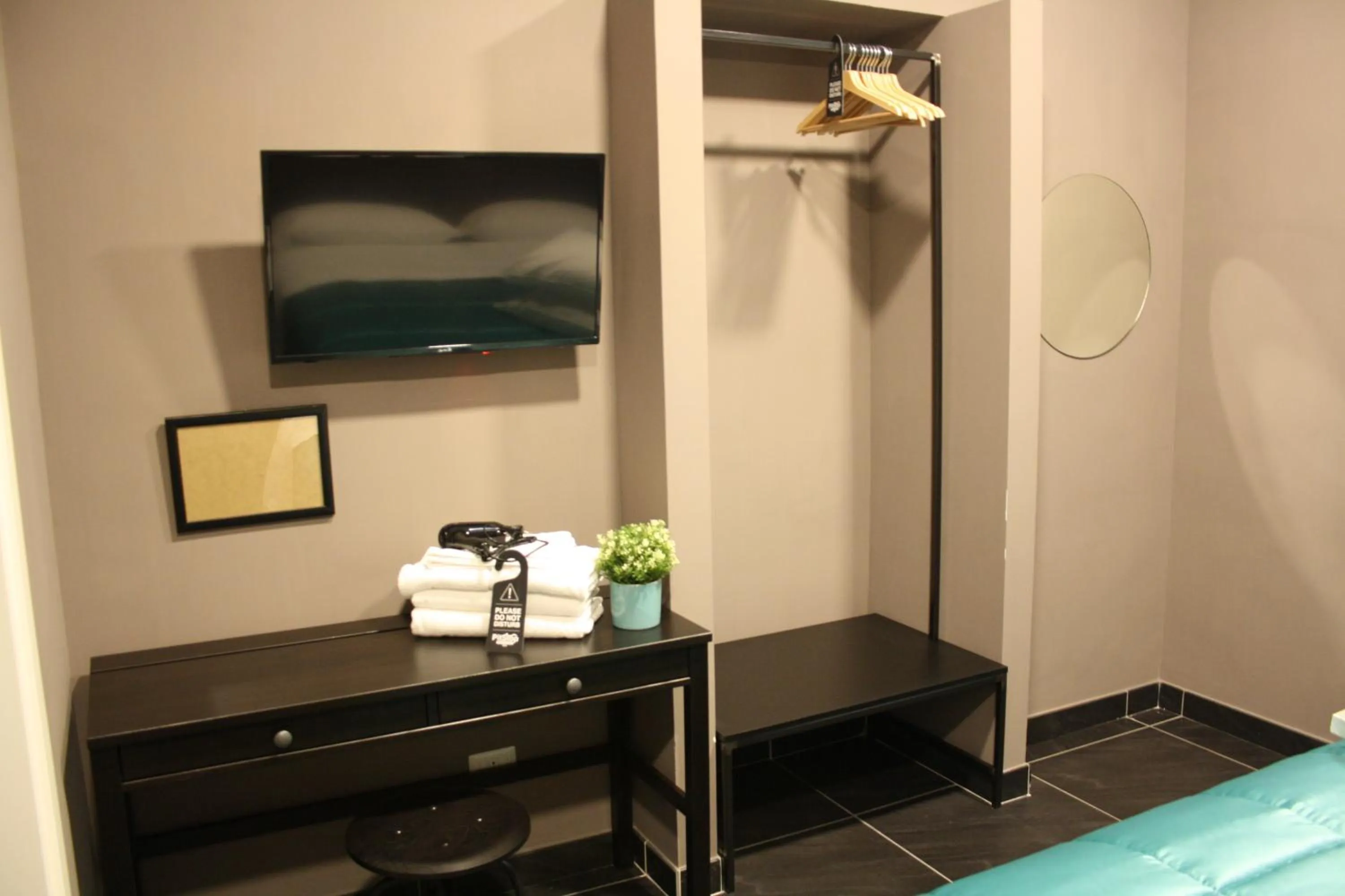 TV and multimedia, Bed in Pit Stop Napoli Centrale